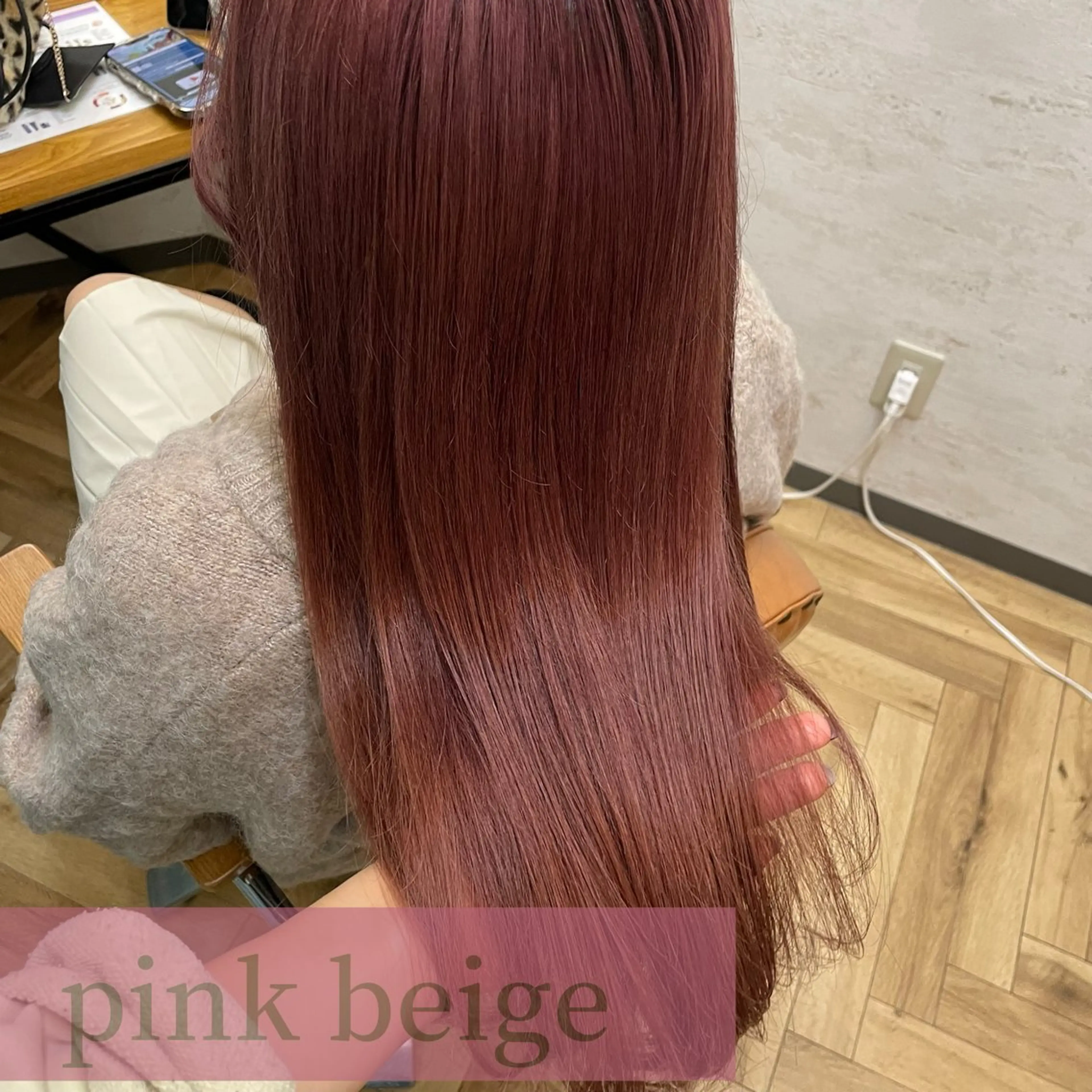 ロング カラー ブリーチ カット ヘアカラー トリートメント 高橋 芽衣のヘアスタイル