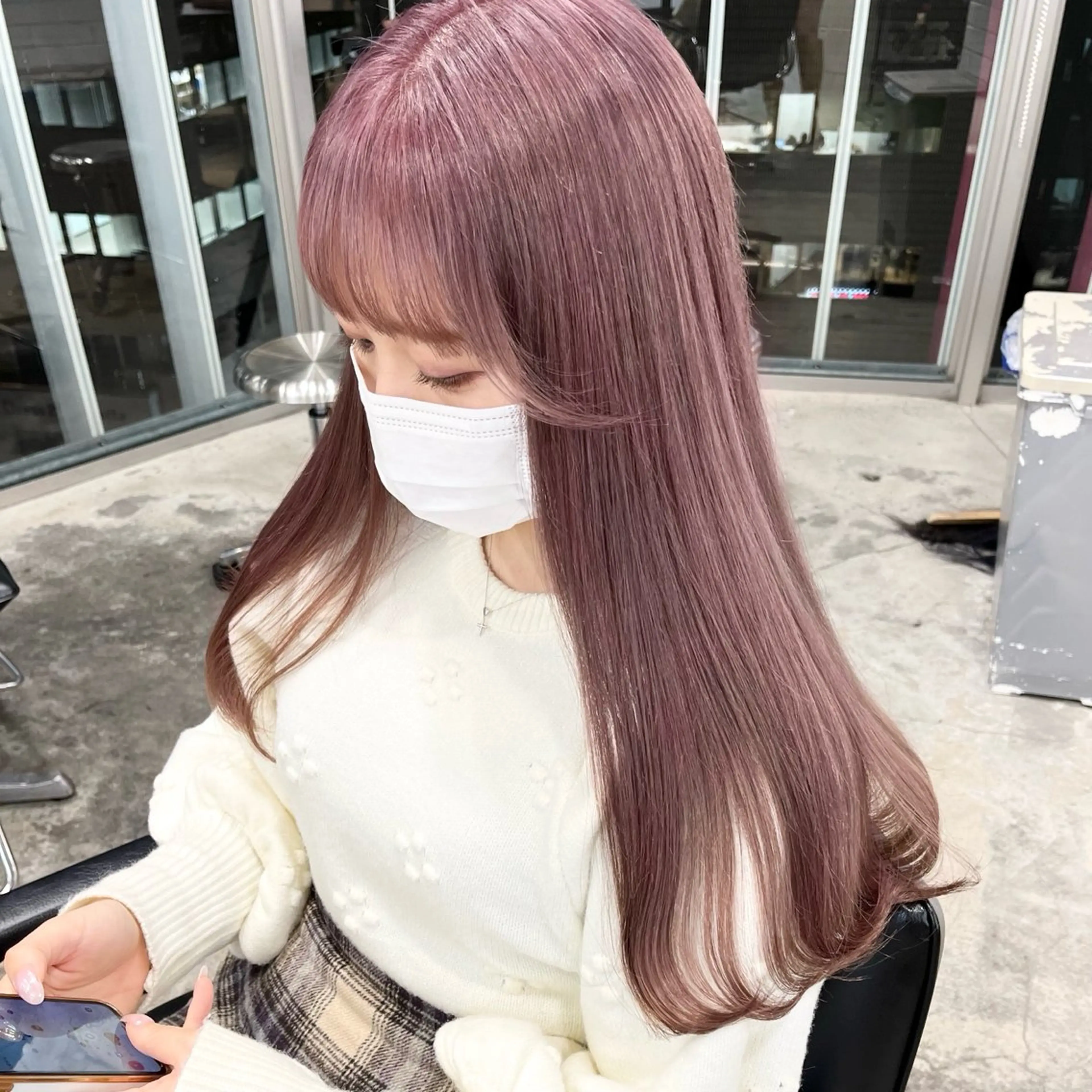 ロング カラー ベージュカラー ブリーチ ダブルカラー ラベンダーカラー ピンクカラー レイヤー×グレージュ /ピンク🩷mioのヘアスタイル