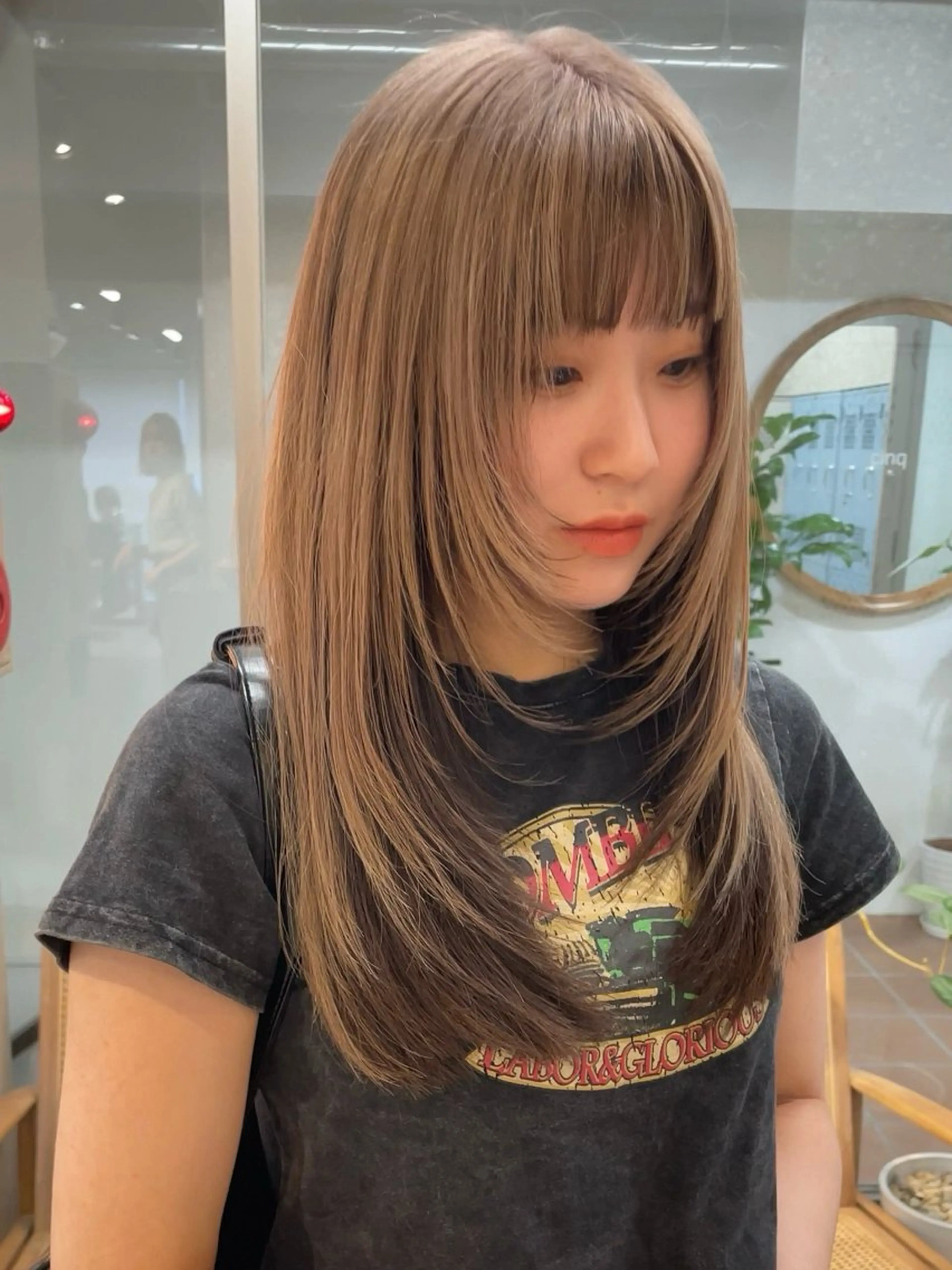 ミディアム 顔まわりレイヤー 顔周りカット レイヤーカット 松下 友希 【fifth】のヘアスタイル
