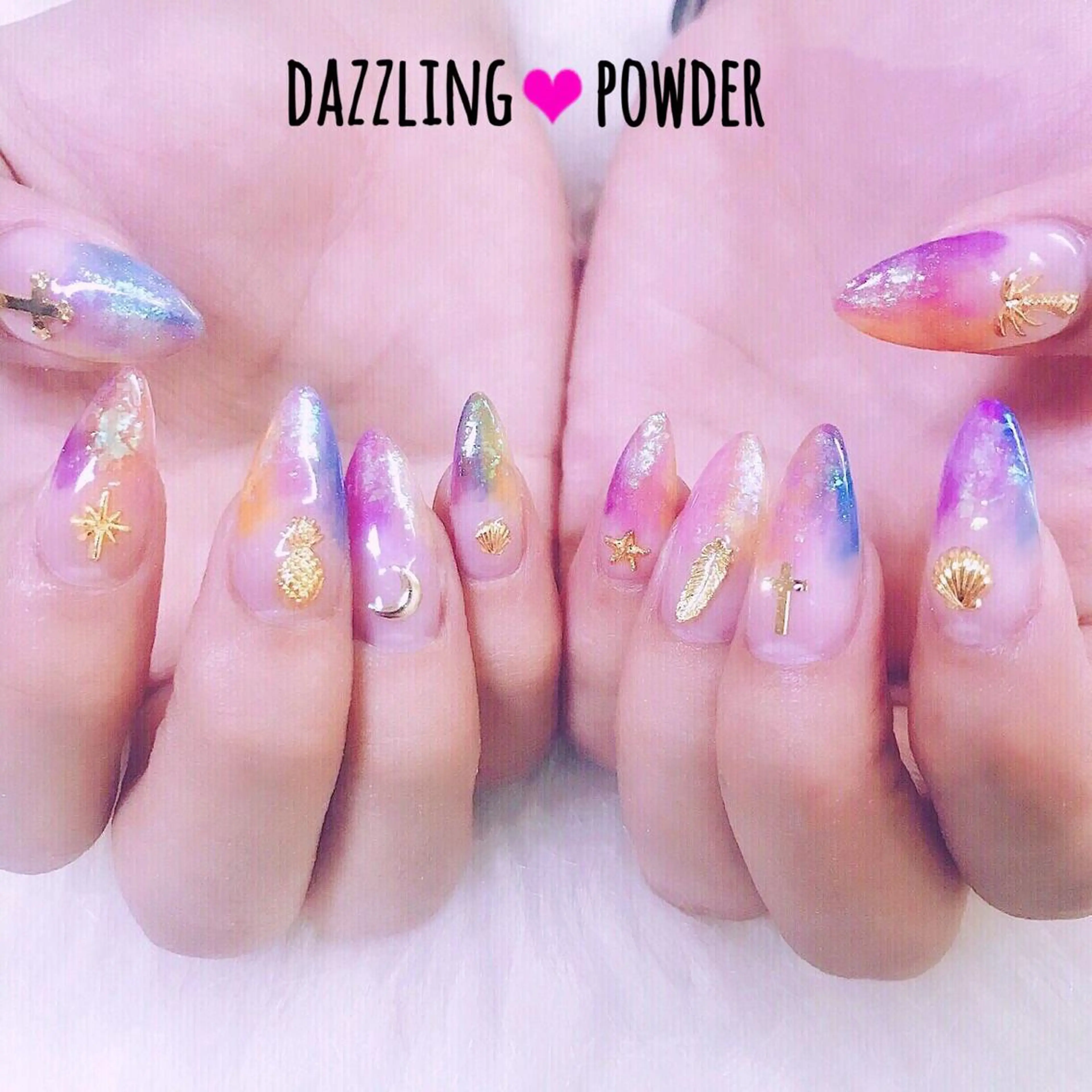 ネイル NOI ROUGEのネイルデザイン