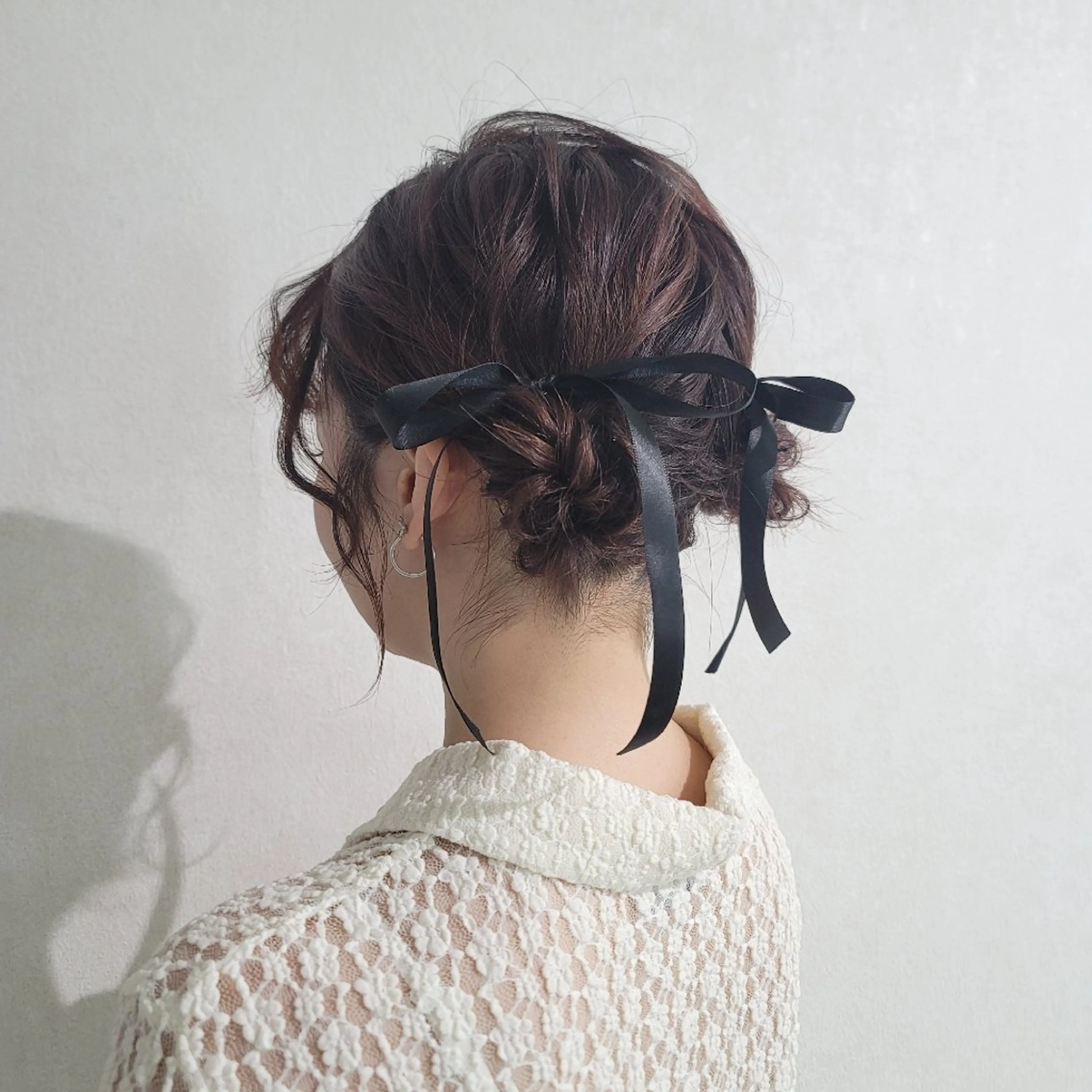 ミディアム ヘアアレンジ お団子ヘア ヘアセット 渥美 寿美翔のヘアスタイル