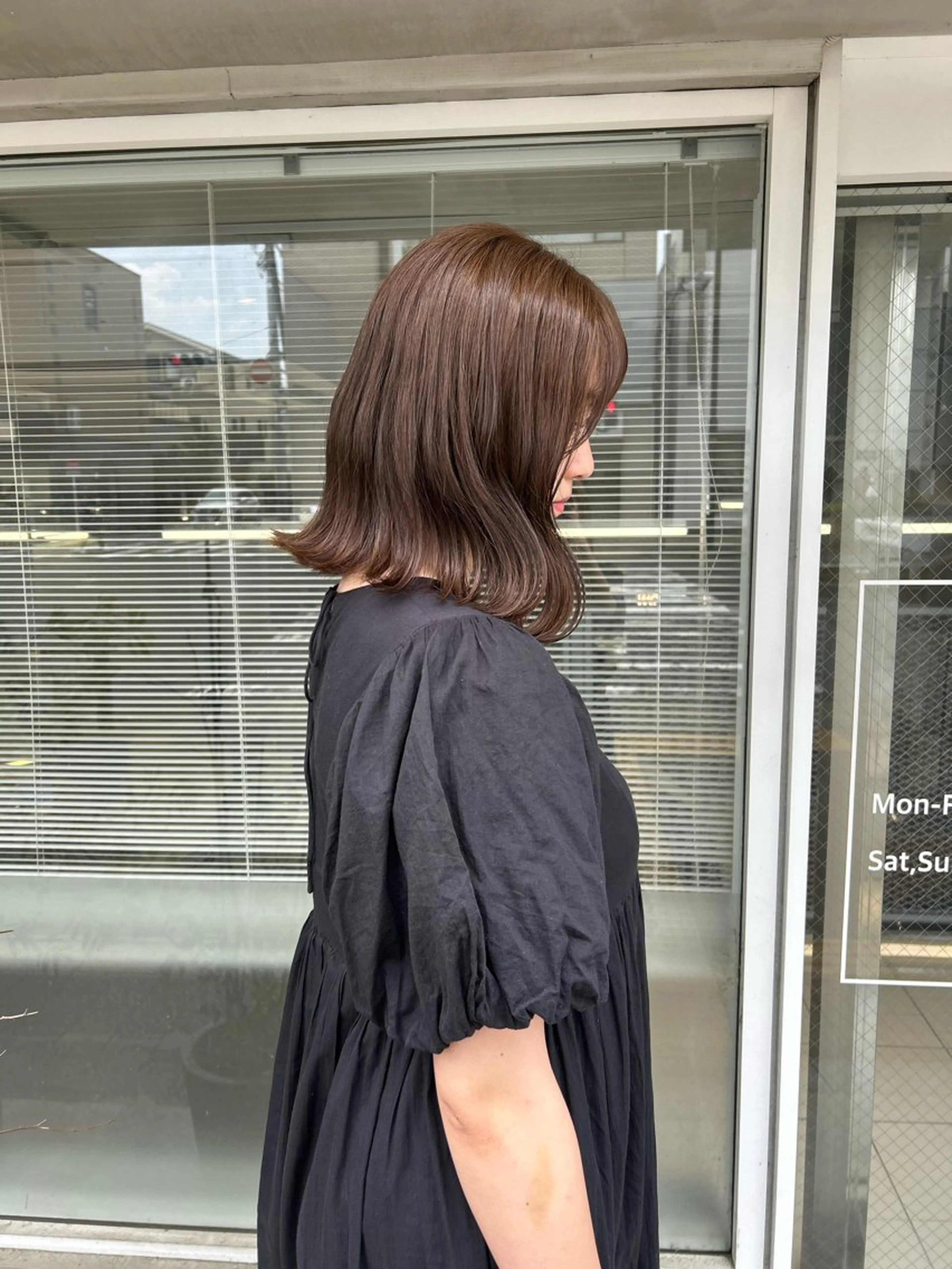 ミディアム カラー ベージュカラー ブラウンカラー ブラウンベージュ カット ヘアカラー トリートメント 透明感カラー🫧 nanohaのヘアスタイル