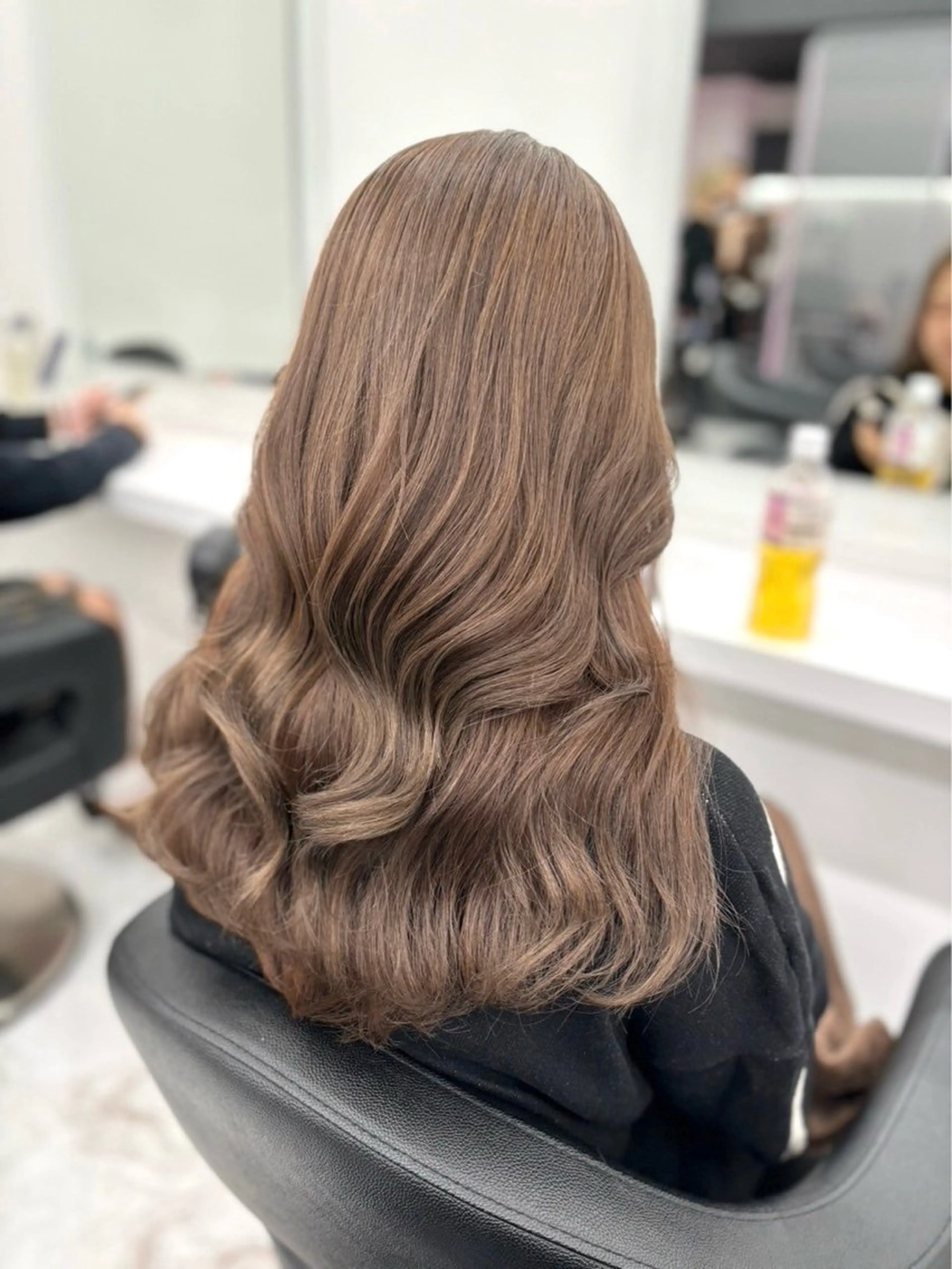 ロング カラー ヘアカラー トリートメント 韓国ベージュ🏹 YUTOのヘアスタイル