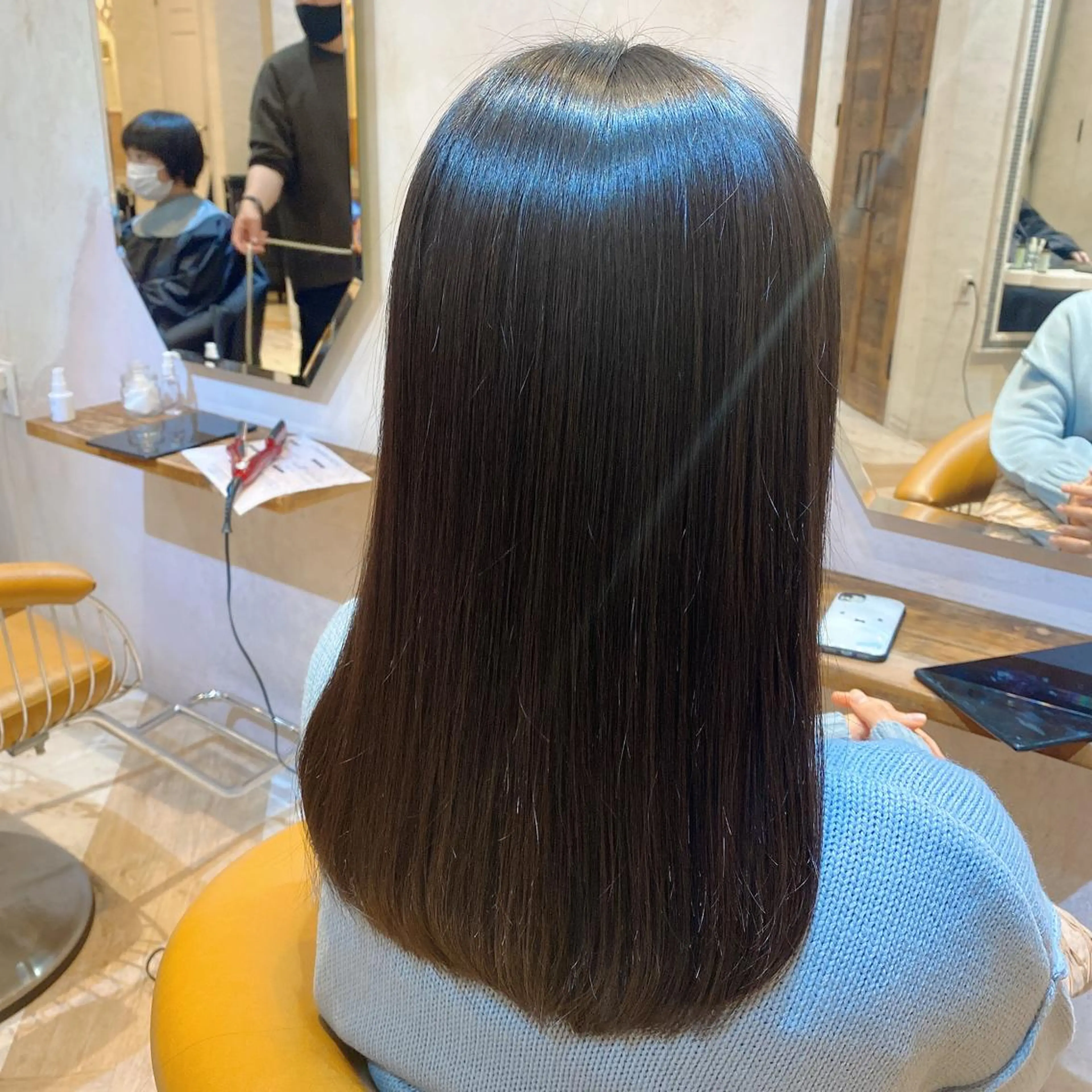 ミディアム 縮毛矯正 トリートメント 代表山口ひな 髪質改善のプロのヘアスタイル