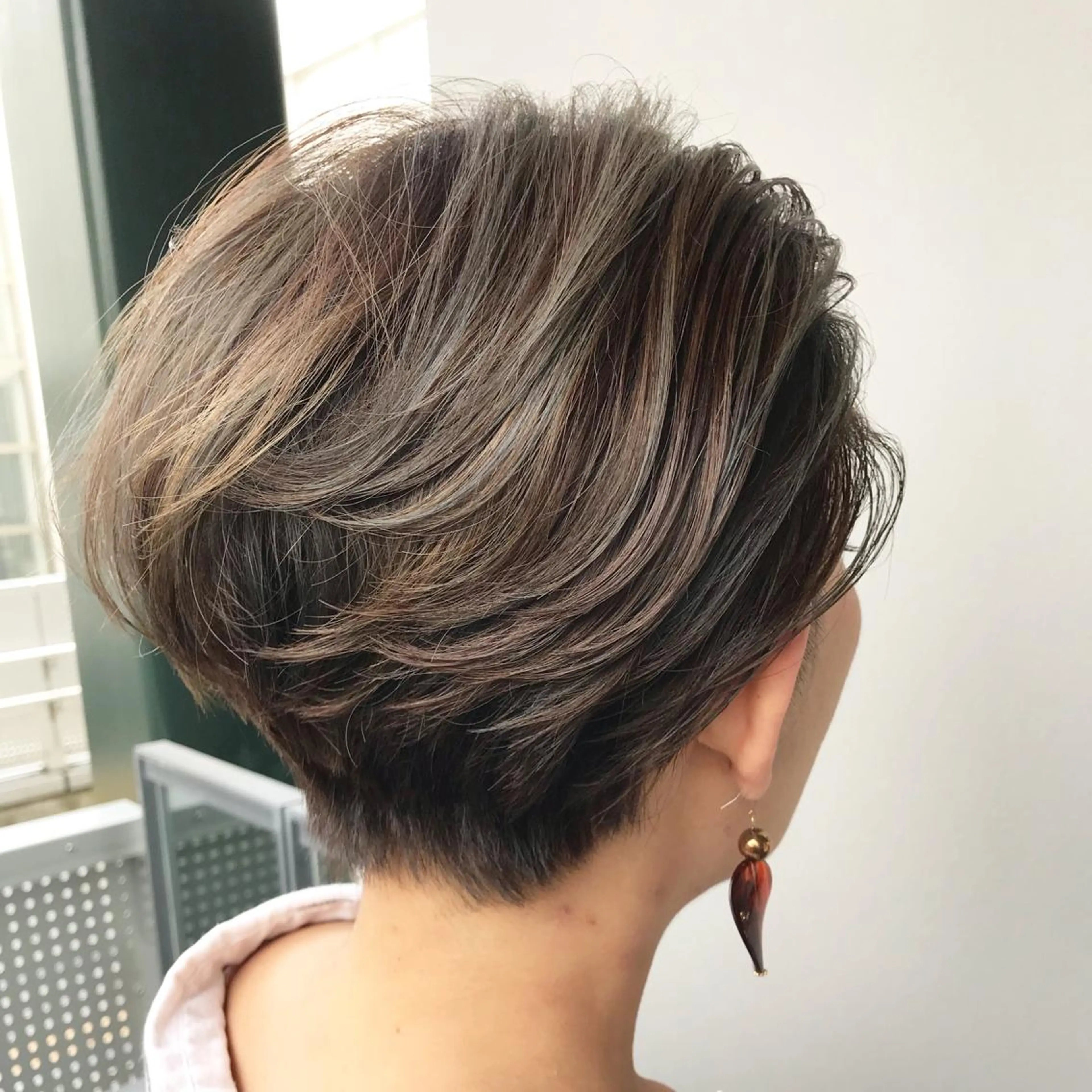 カラー ウルフレイヤー 縮毛矯正/ヒロシのヘアスタイル