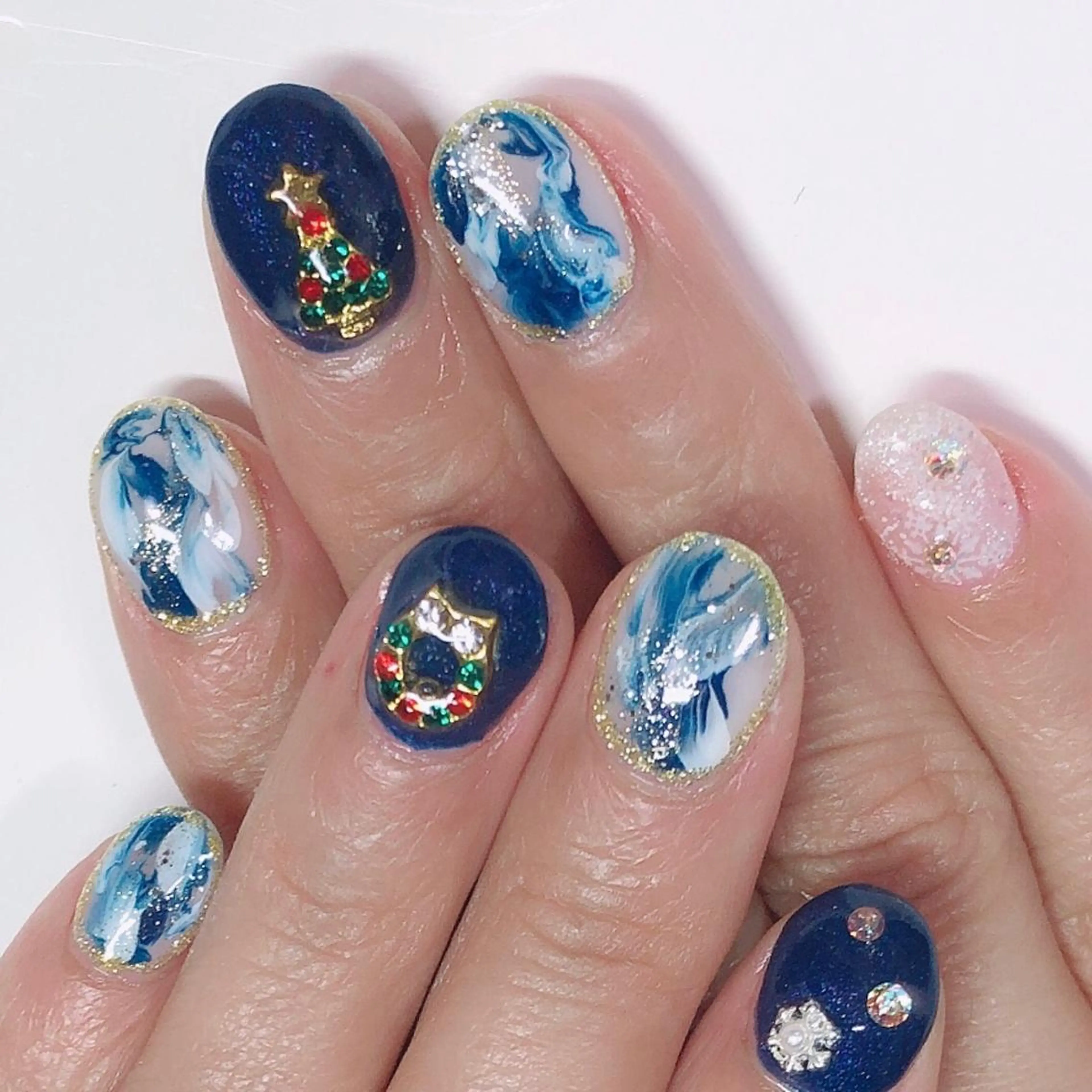 ネイル .Nails Mio 赤羽西ネイルサロンのネイルデザイン