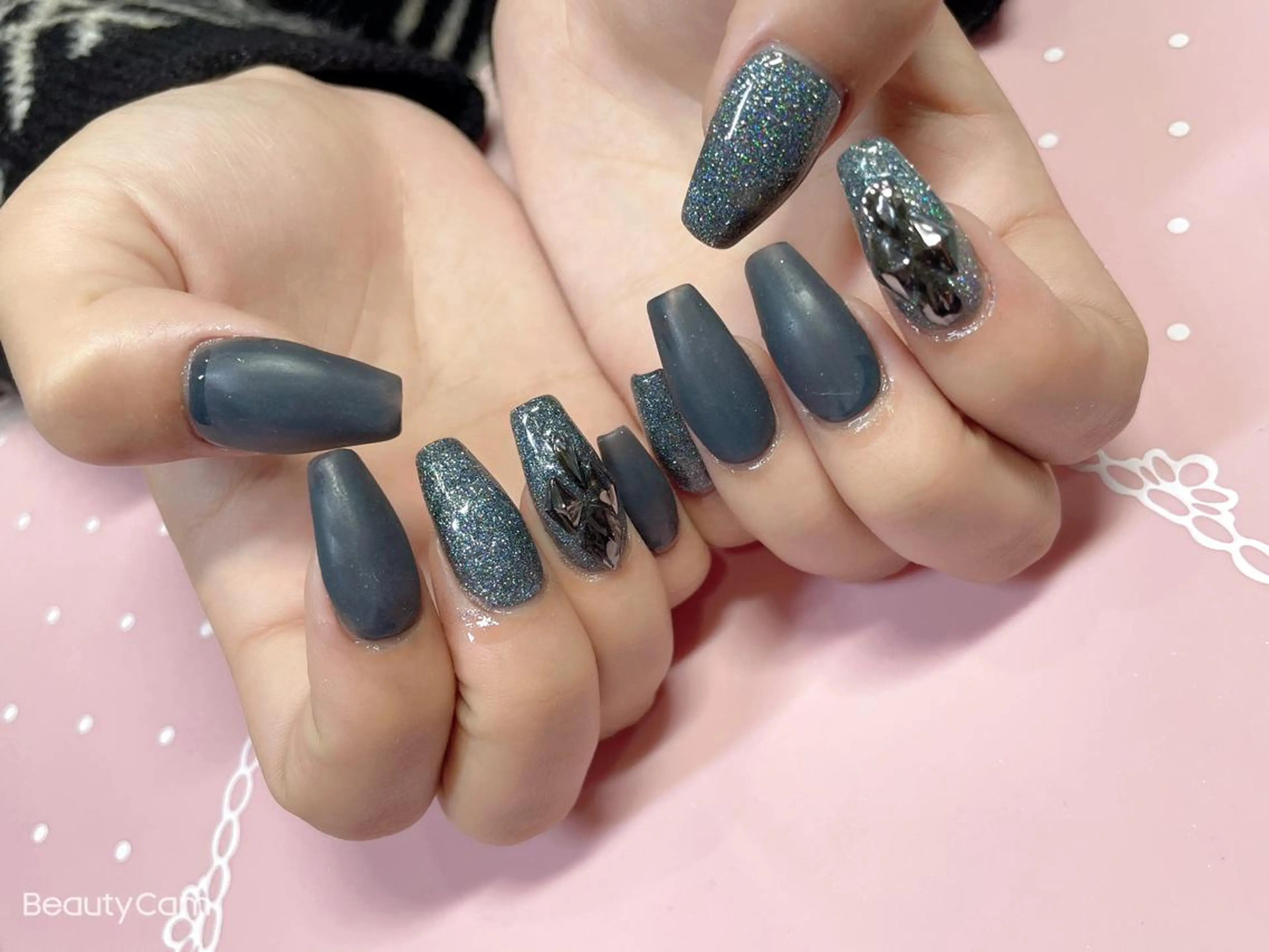 ミディアム ネイル マットネイル ハンドネイル 《LB》ラブリエ Nail&eyeのマツエク・マツパデザイン