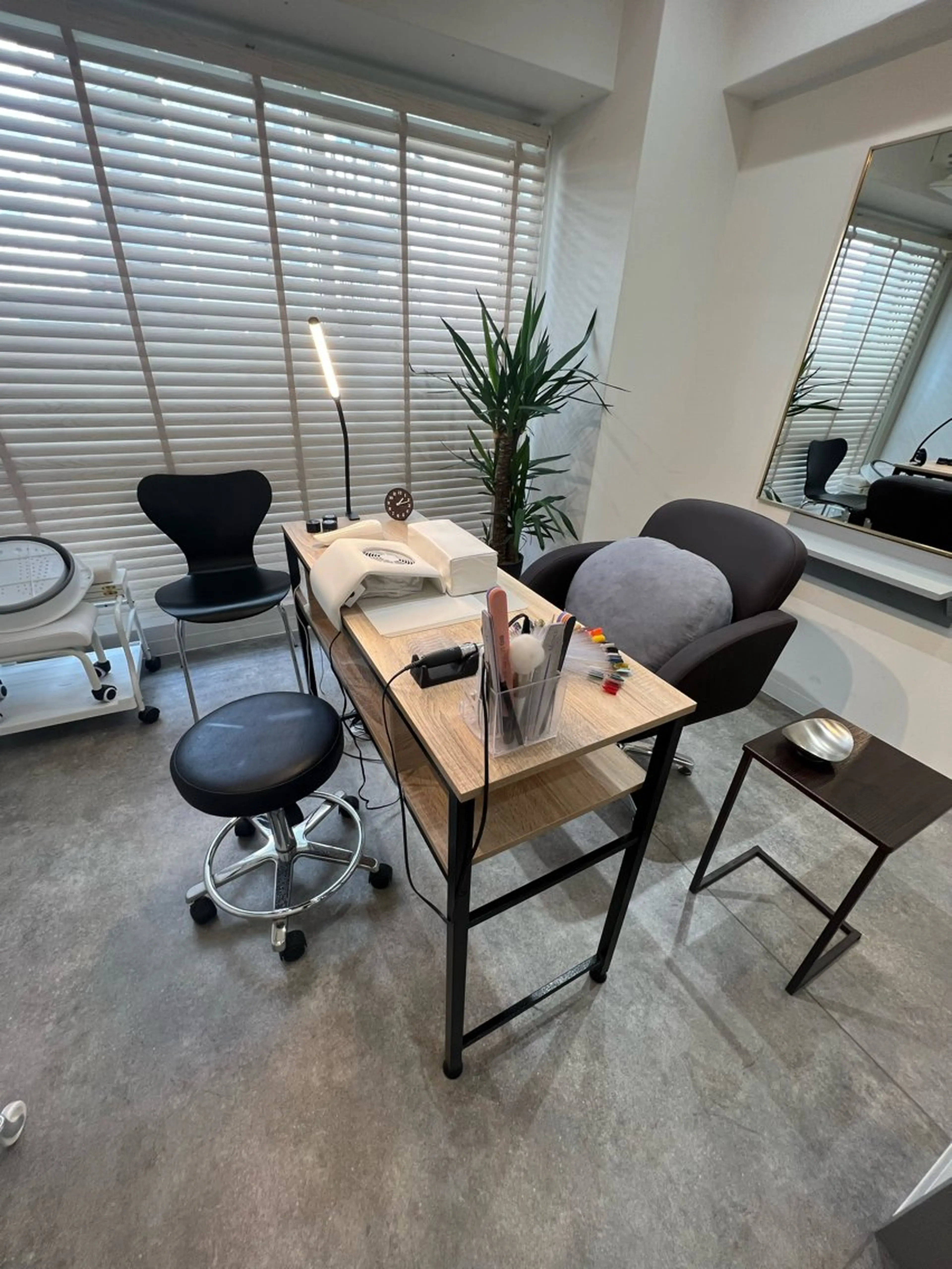 ネイル ハンドネイル ヘアメイクネイリスト 💄💅hidemiのヘアスタイル