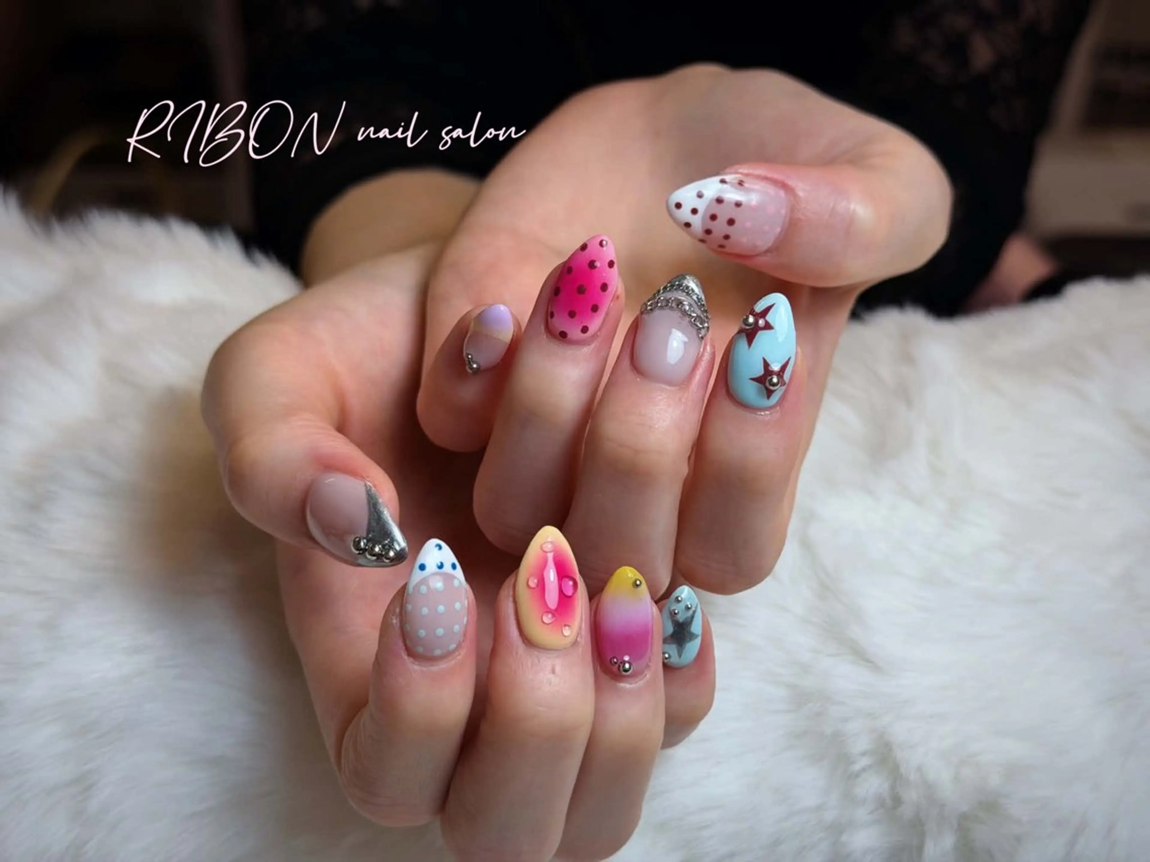 ネイル チークネイル 長さ出し フレンチネイル ジェルネイル グラデーション ハンドネイル RIBON nail 高田馬場のネイルデザイン