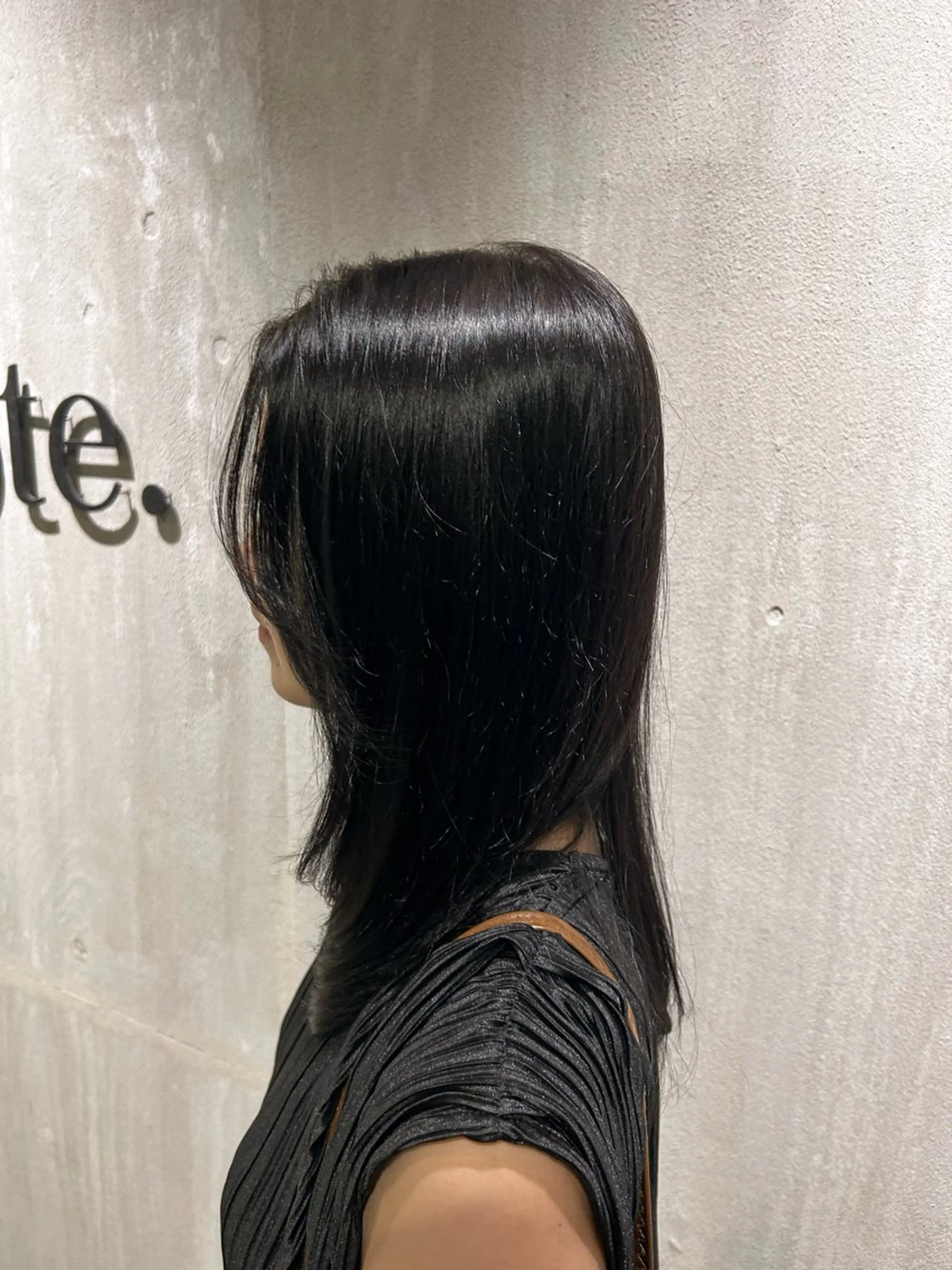 カラー tote. 成瀬晃のヘアスタイル