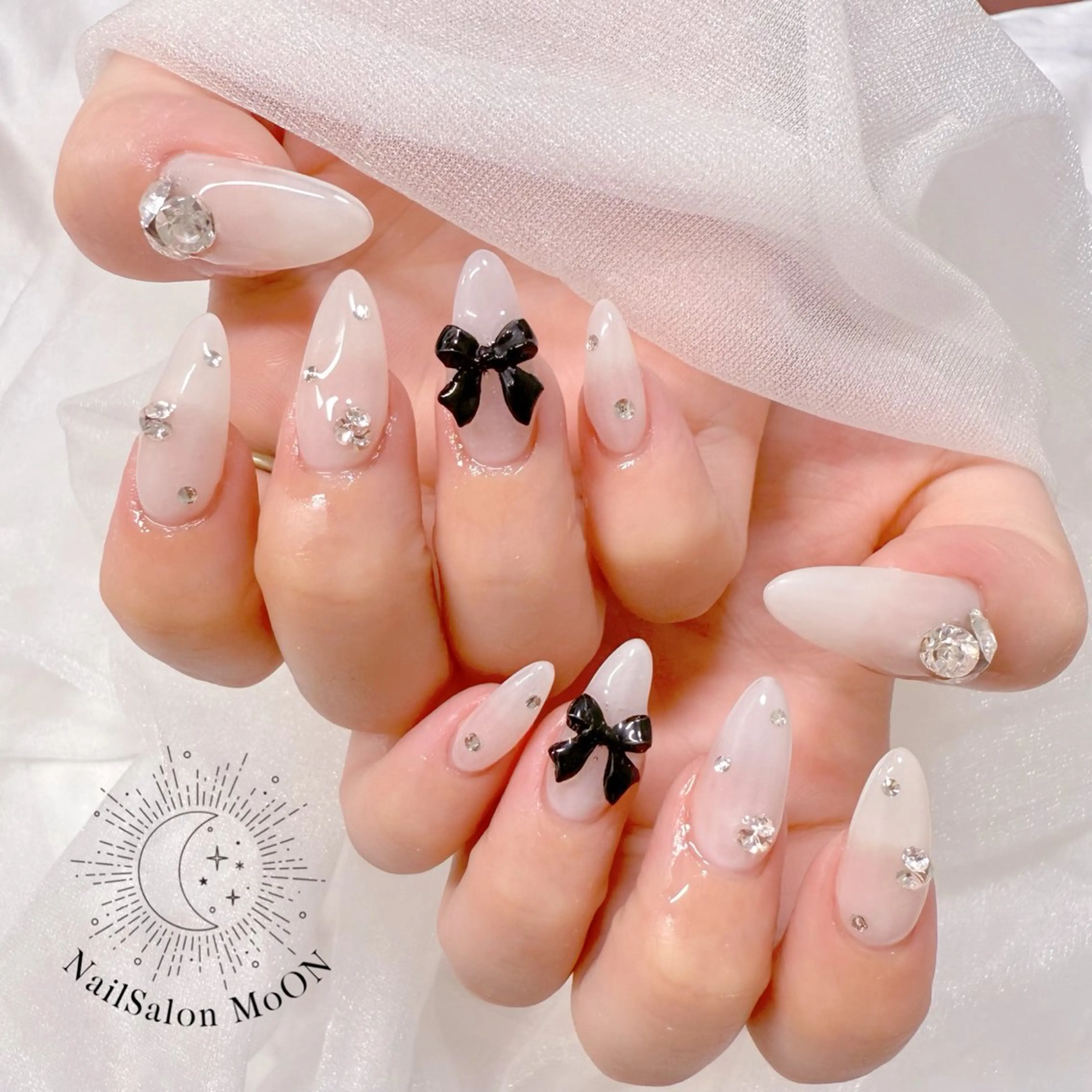 ネイル MoON...❤︎ MeGuのネイルデザイン