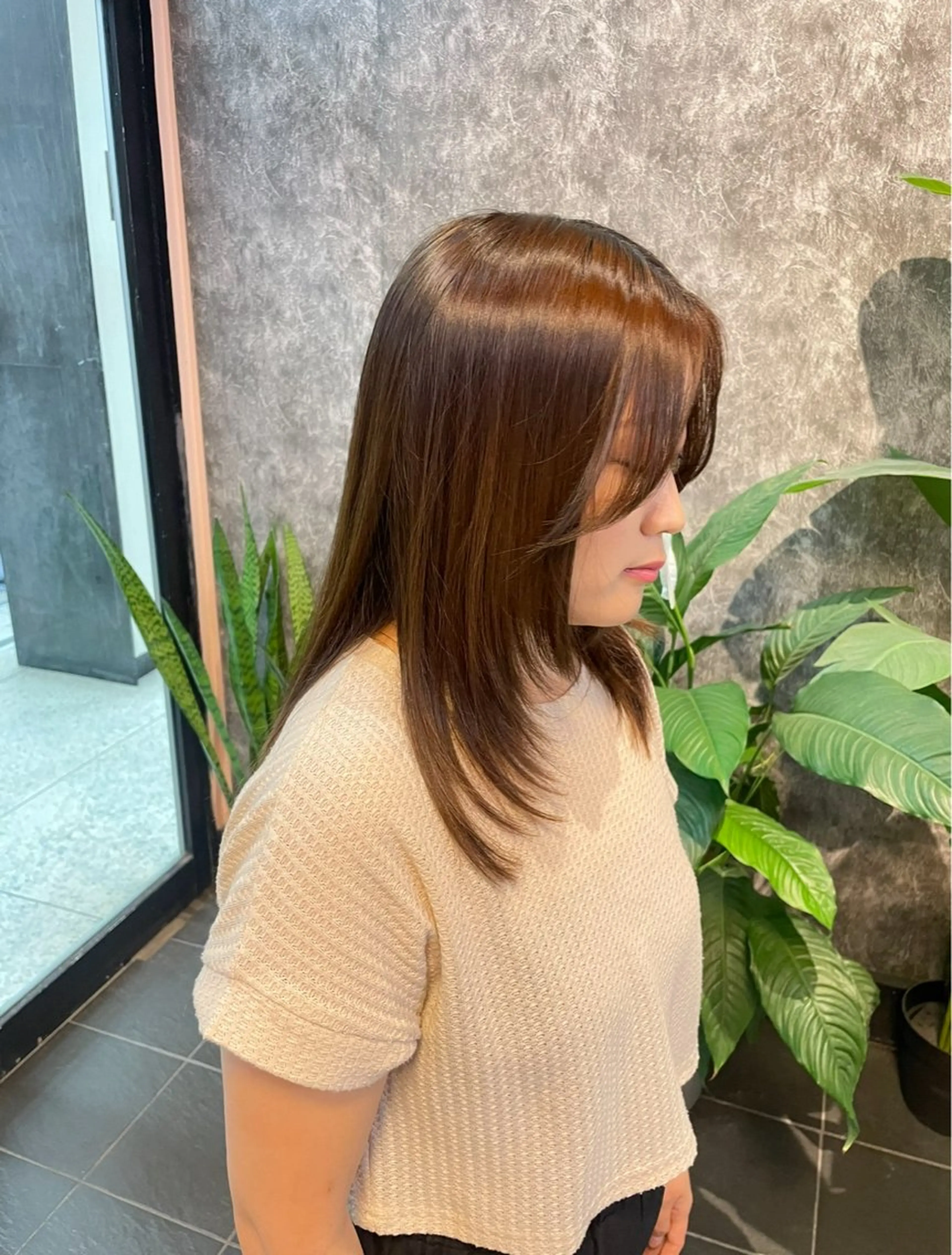 セミロング セミロングレイヤー レイヤーカット 縮毛矯正 BLEACH 🟥 PERM 天神🏆のヘアスタイル