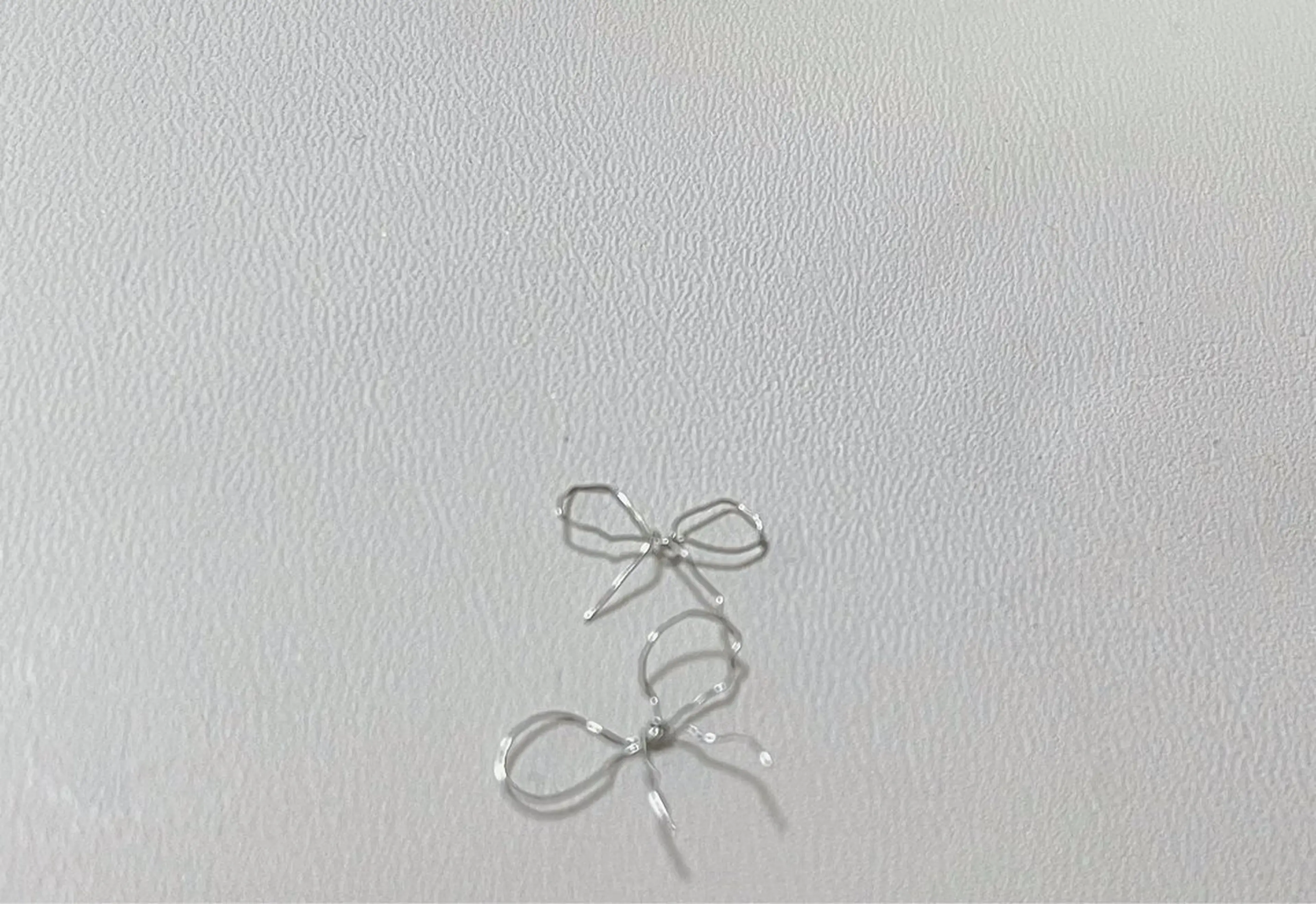 ネイル リボン 🦋y y Nail 🤍のネイルデザイン