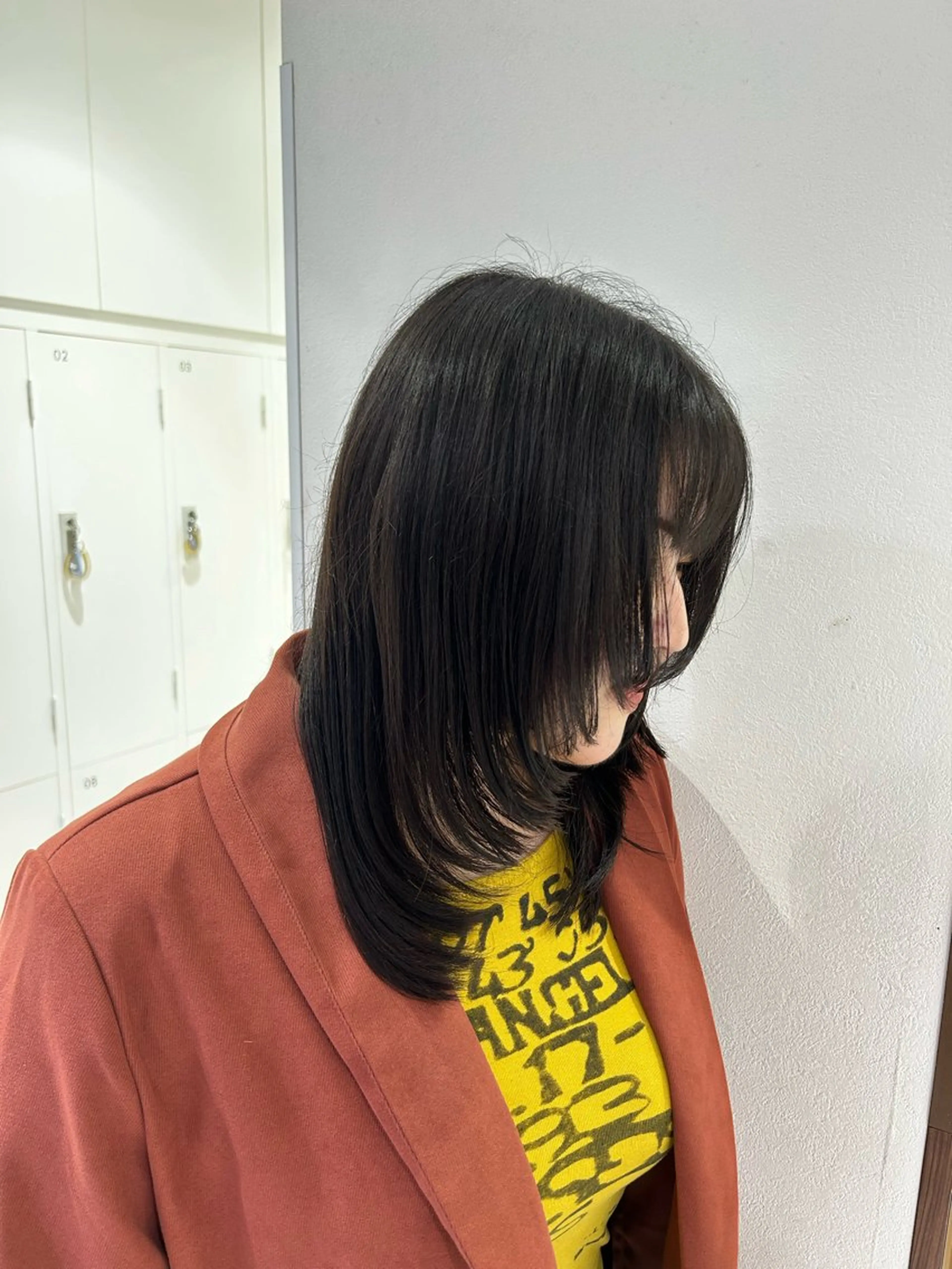 ミディアム ハッシュカット 🌟縮毛矯正/髪質改 善🌟赤嶺智偉のヘアスタイル