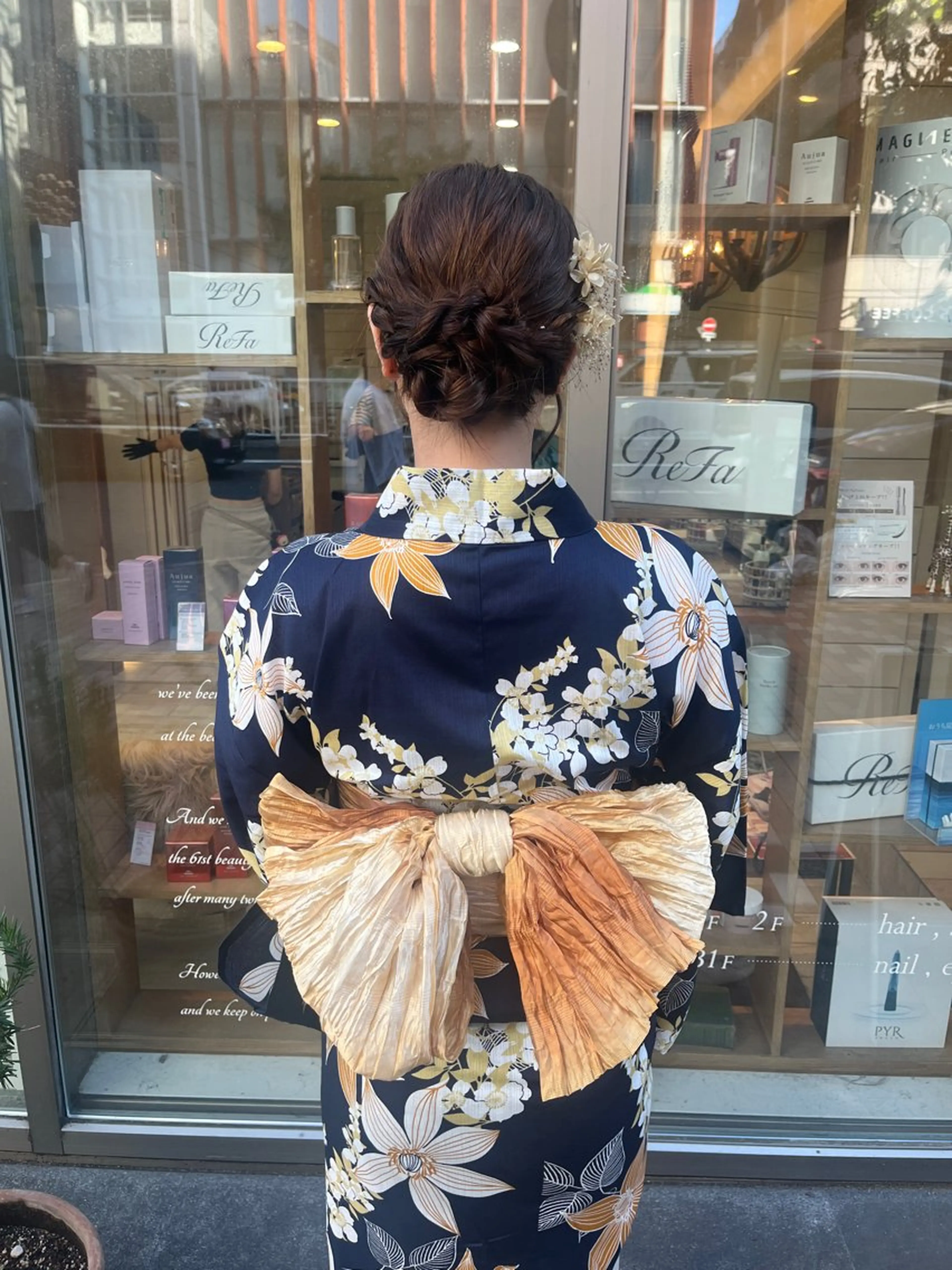 Miwa🦋渋谷/ 透明感カラー/セットのヘアスタイル