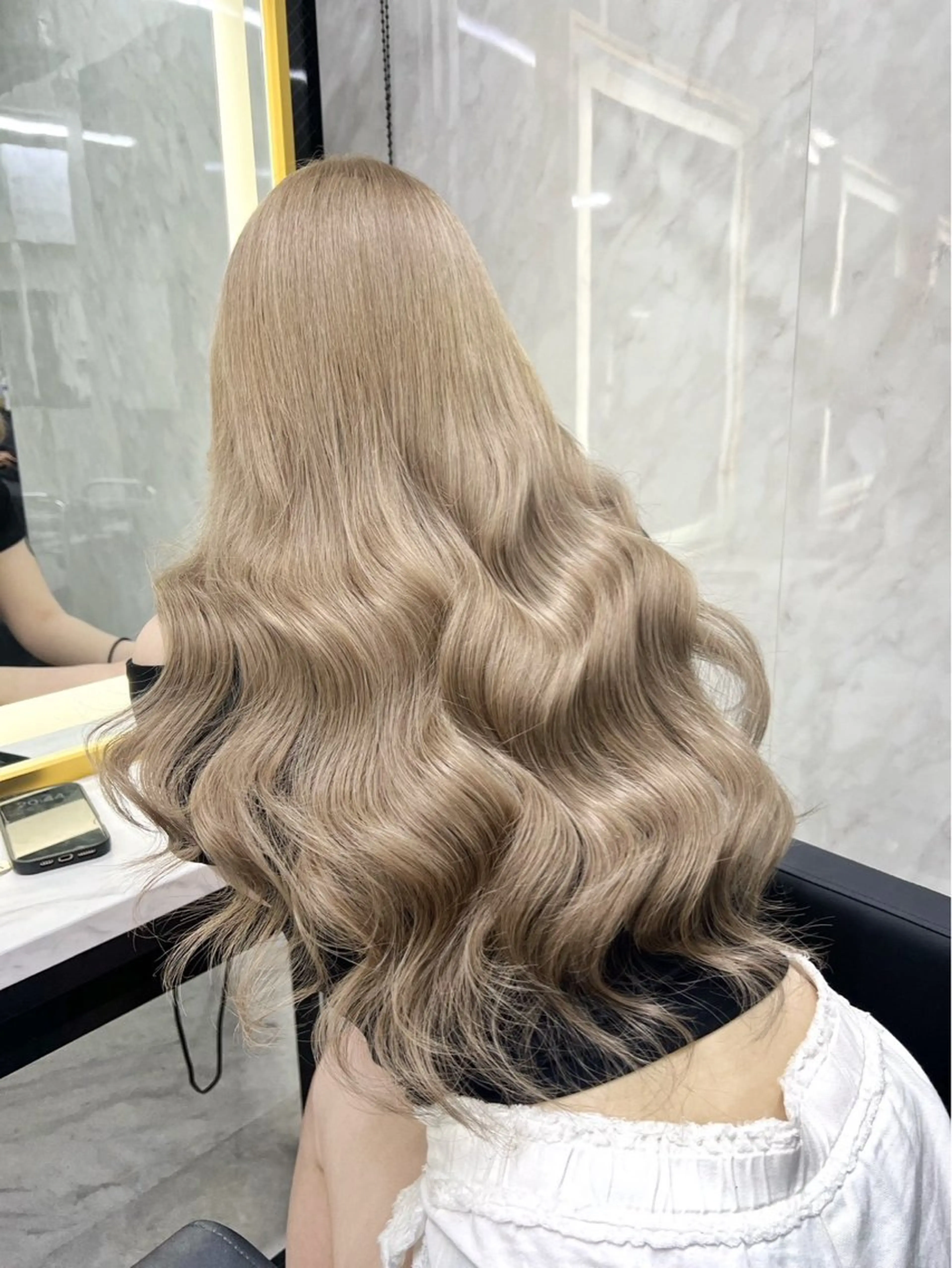 【イメチェン♪】プラチナシールエクステ80本(50cm)+ダブルカラーの写真