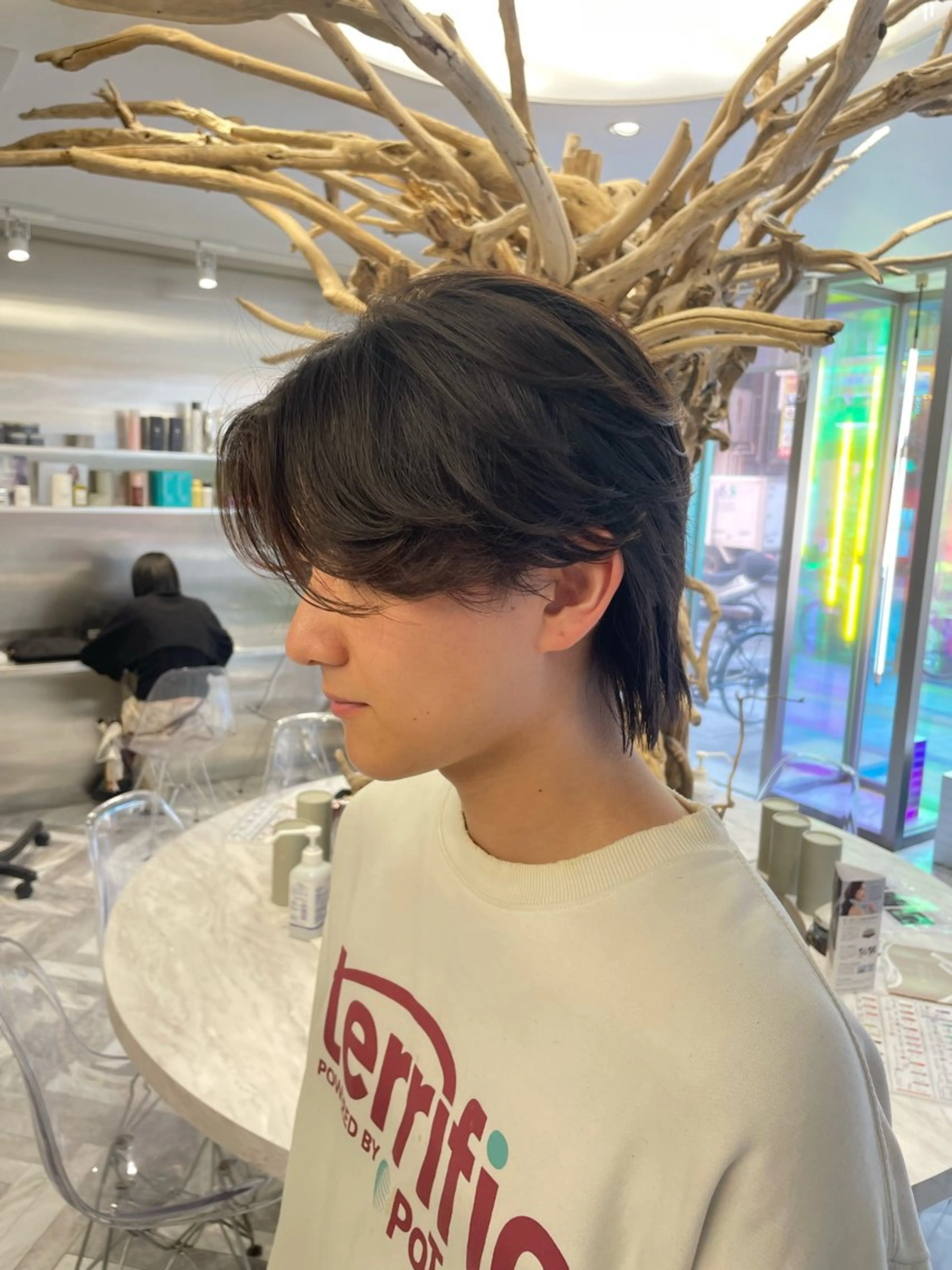 ショート パーマ メンズ メンズメッシュ メンズパーマ メンズツイストパーマ 波巻きパーマ スパイラルパーマ カット フェザーショート⚡️ REONのヘアスタイル