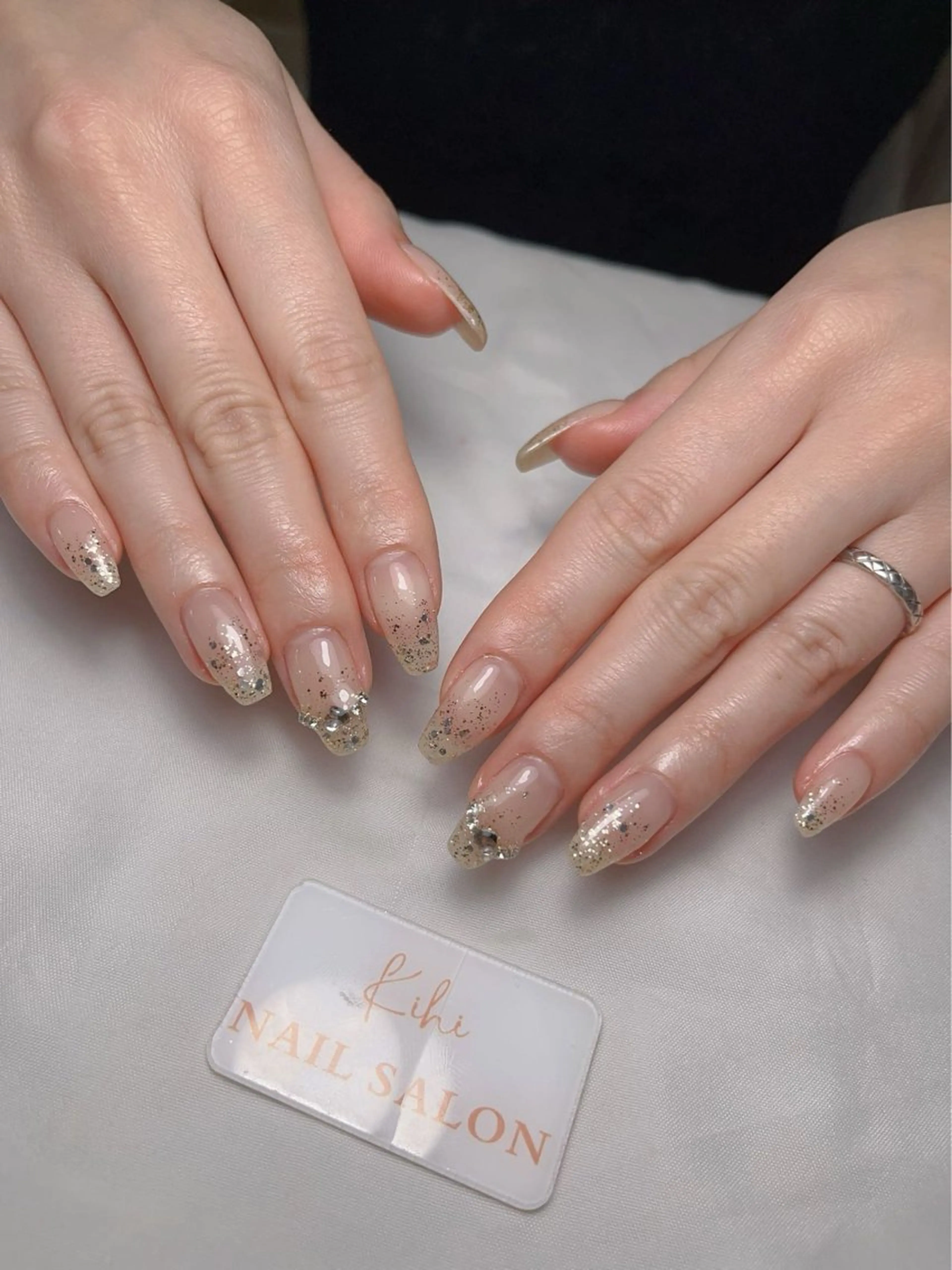 ネイル アートネイル フレンチネイル ジェルネイル グラデーション 韓国ネイル ハンドネイル 💕鈴木ユリ パラジェル/オフ無料のネイルデザイン