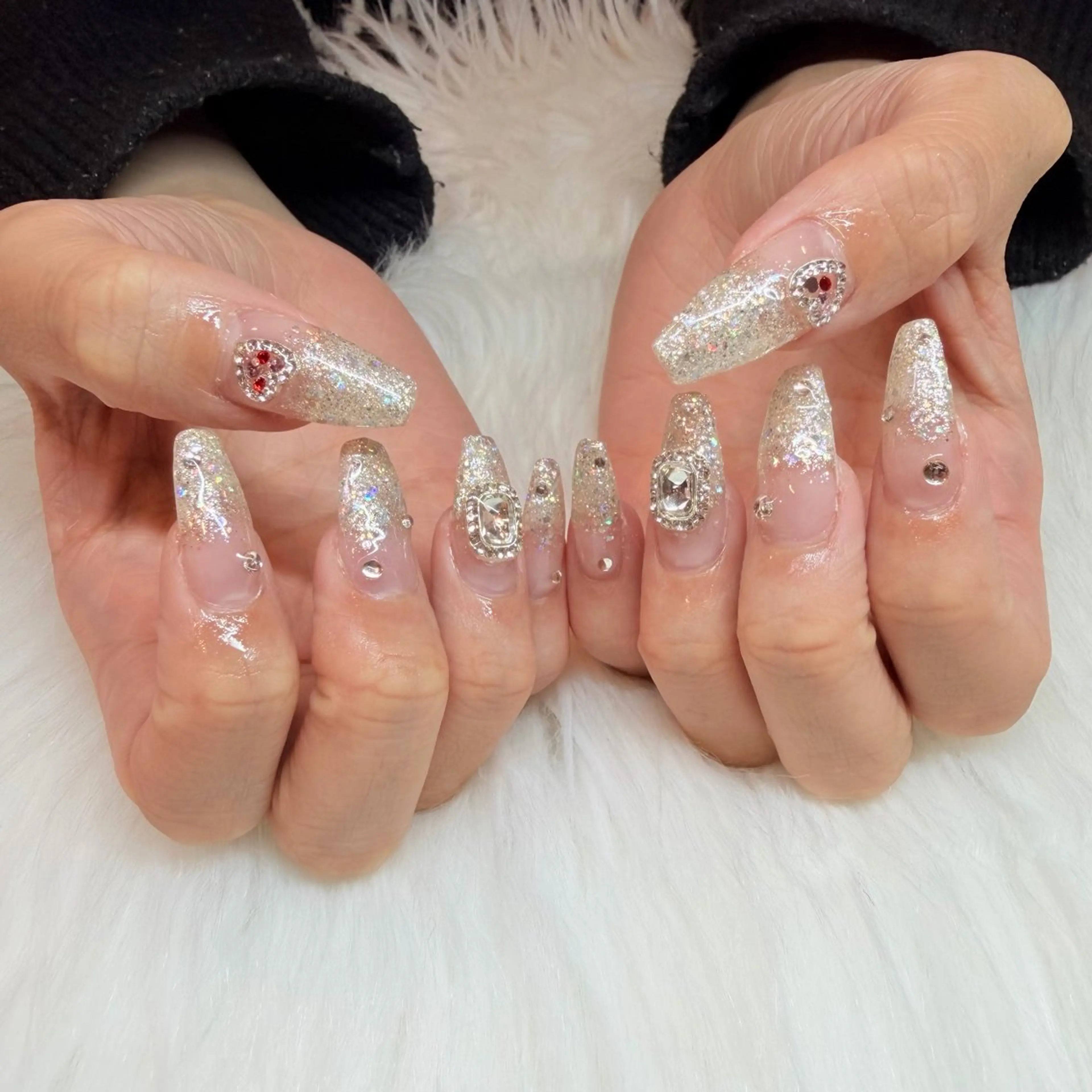 セミロング ハンドネイル HANA うるののネイルデザイン