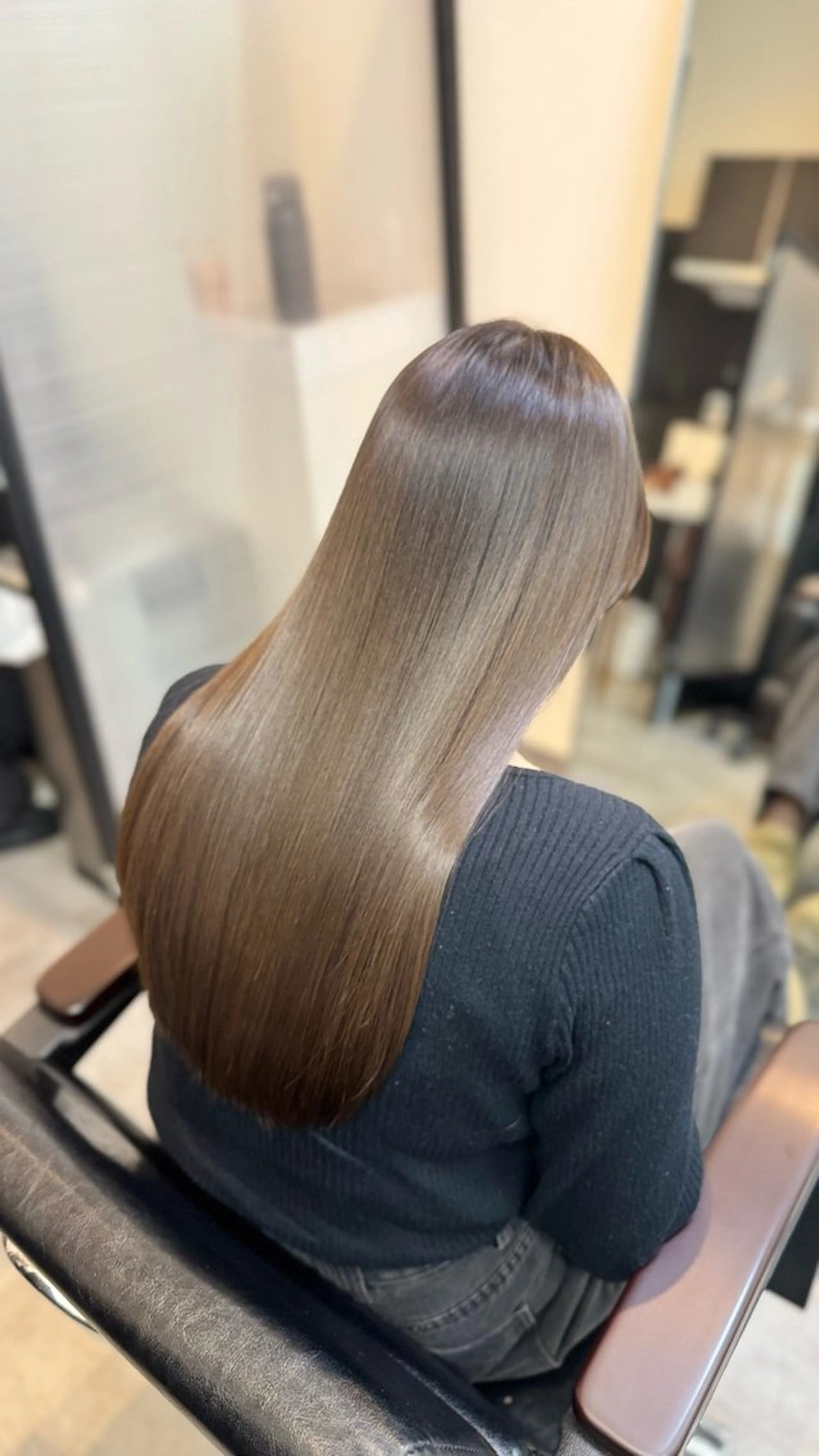 ロング ブリーチ縮毛矯正/ 複雑履歴🉑/タイチのヘアスタイル