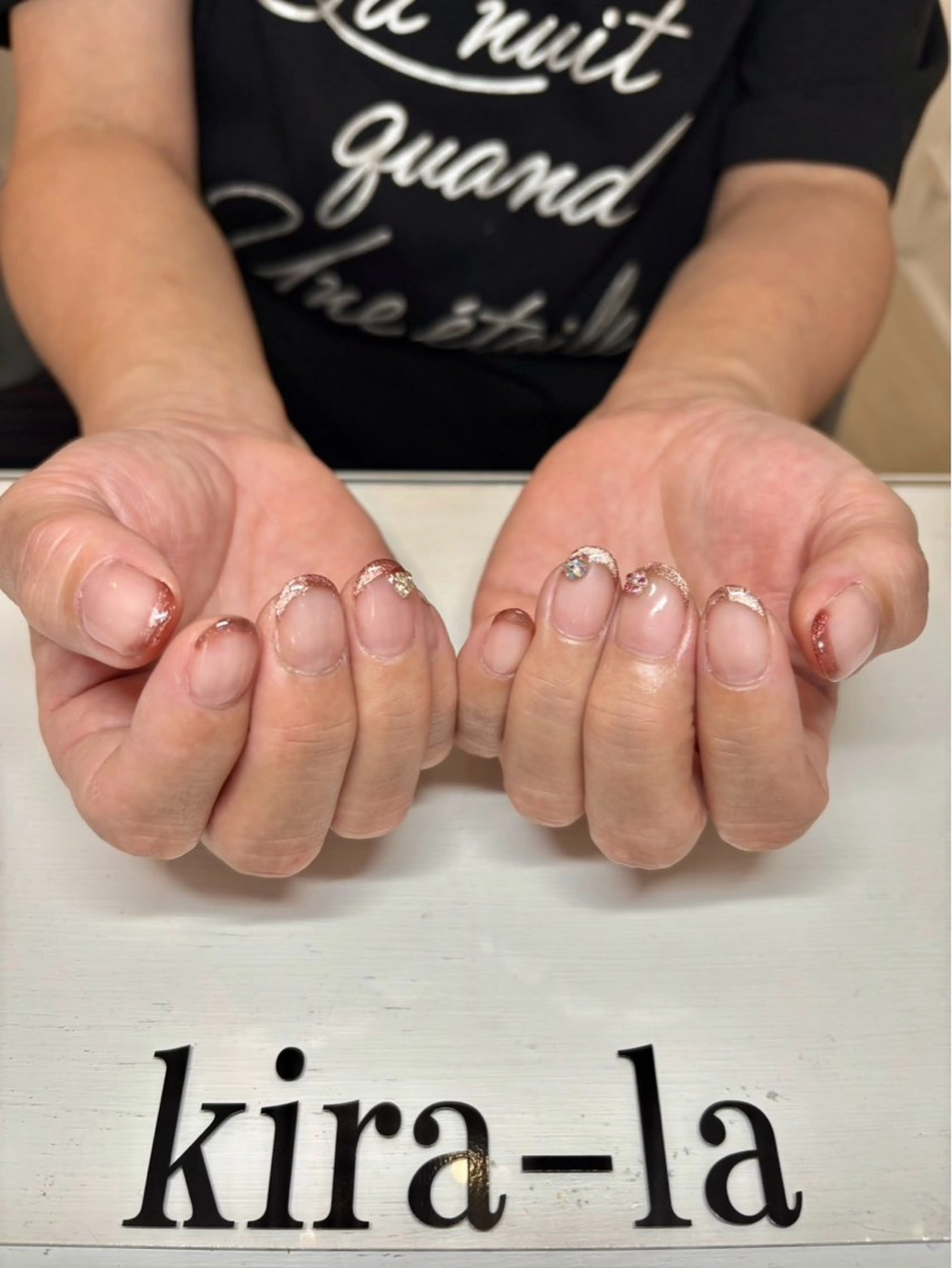 ネイル フラワーネイル フレンチネイル マグネットネイル マグネットフレンチ ストーンネイル kira-la キララ･:*..のネイルデザイン