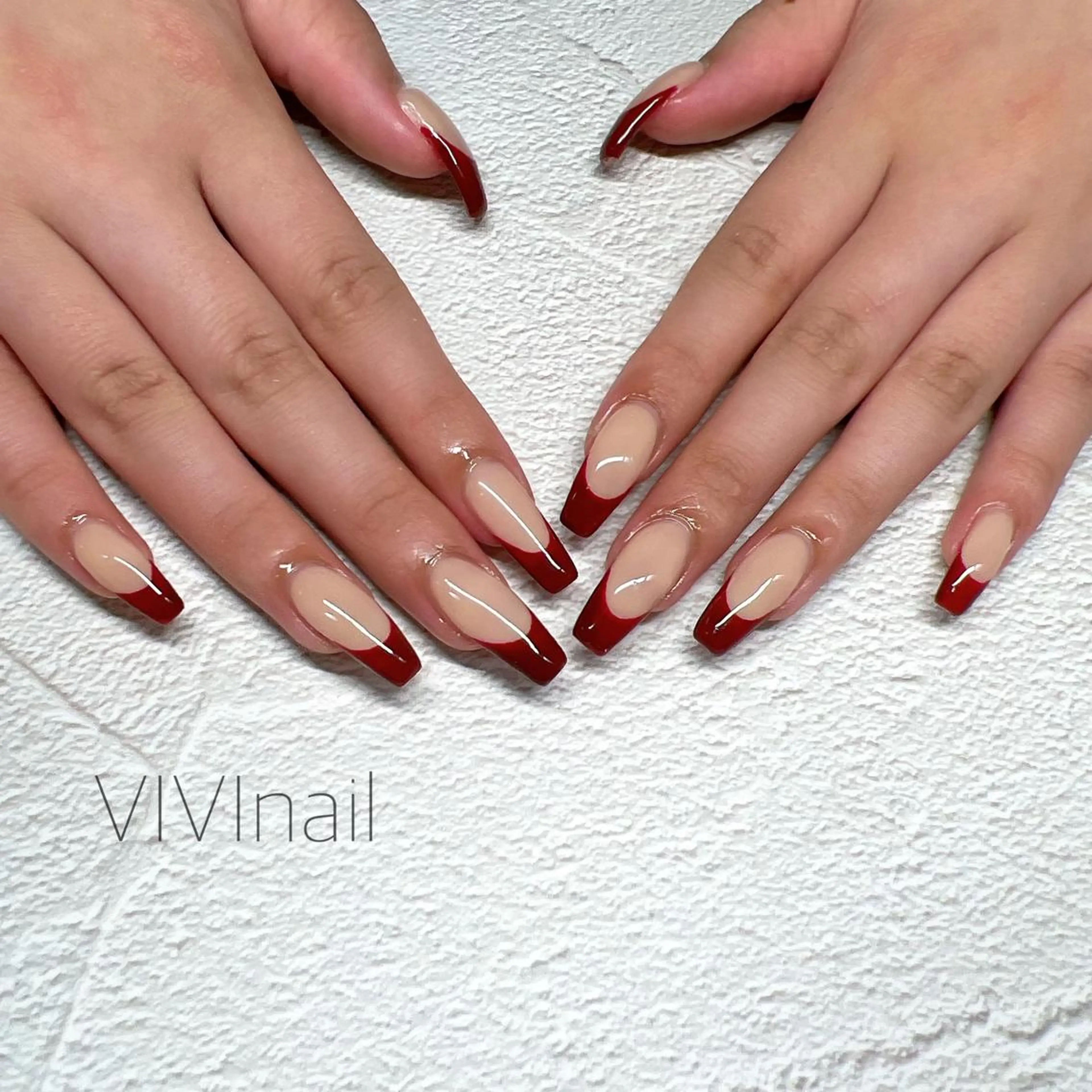ネイル フレンチネイル 赤色 ハンドネイル vivi nailのネイルデザイン