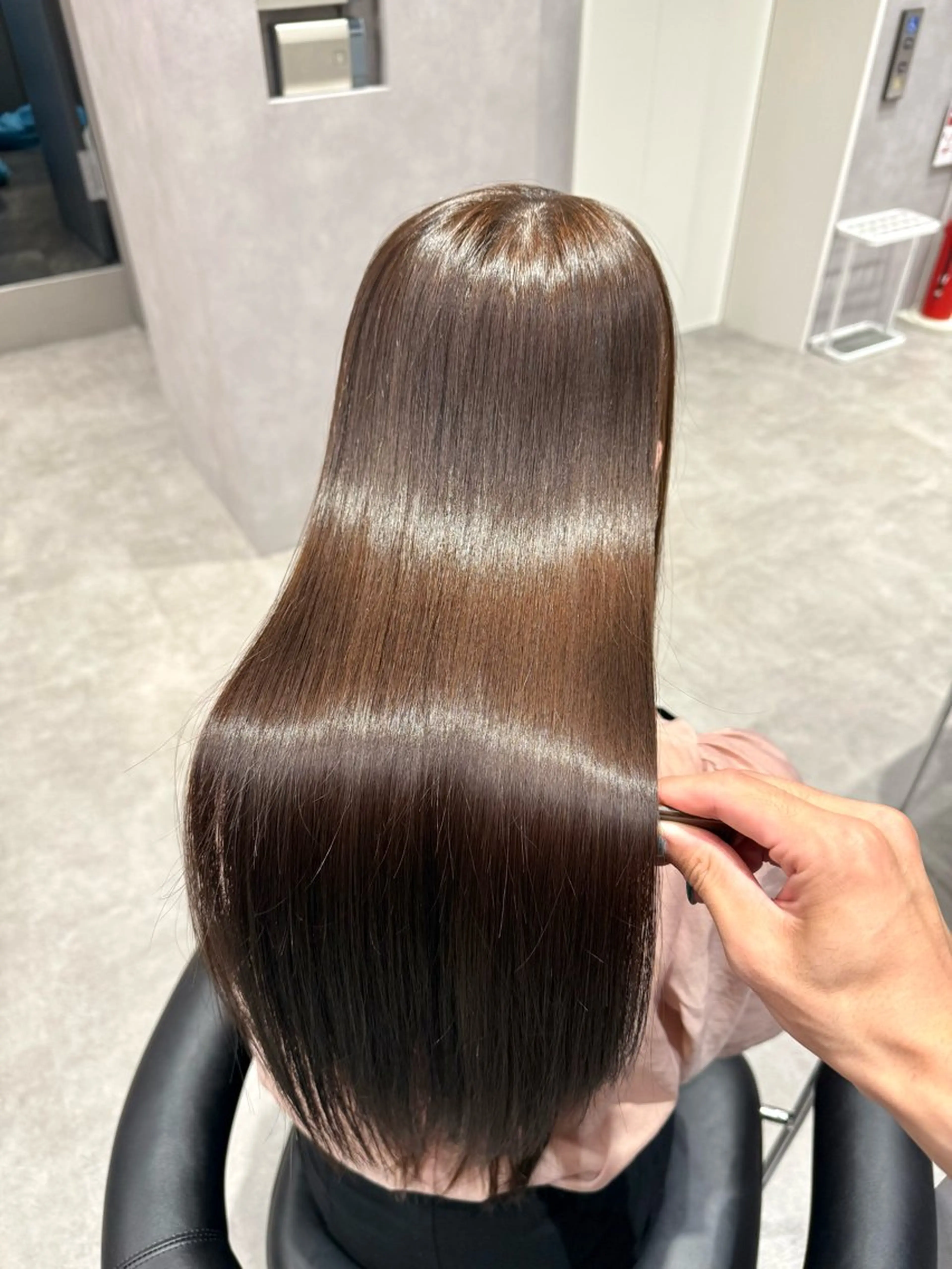 ロング カラー パーマ ヘアアレンジ 髪質改善 縮毛矯正 トリートメント ストレートパーマ カット ヘアカラー 縮毛矯正 トリートメント 縮毛矯正/髪質改善/ ブリーチ毛/木元渓太のヘアスタイル