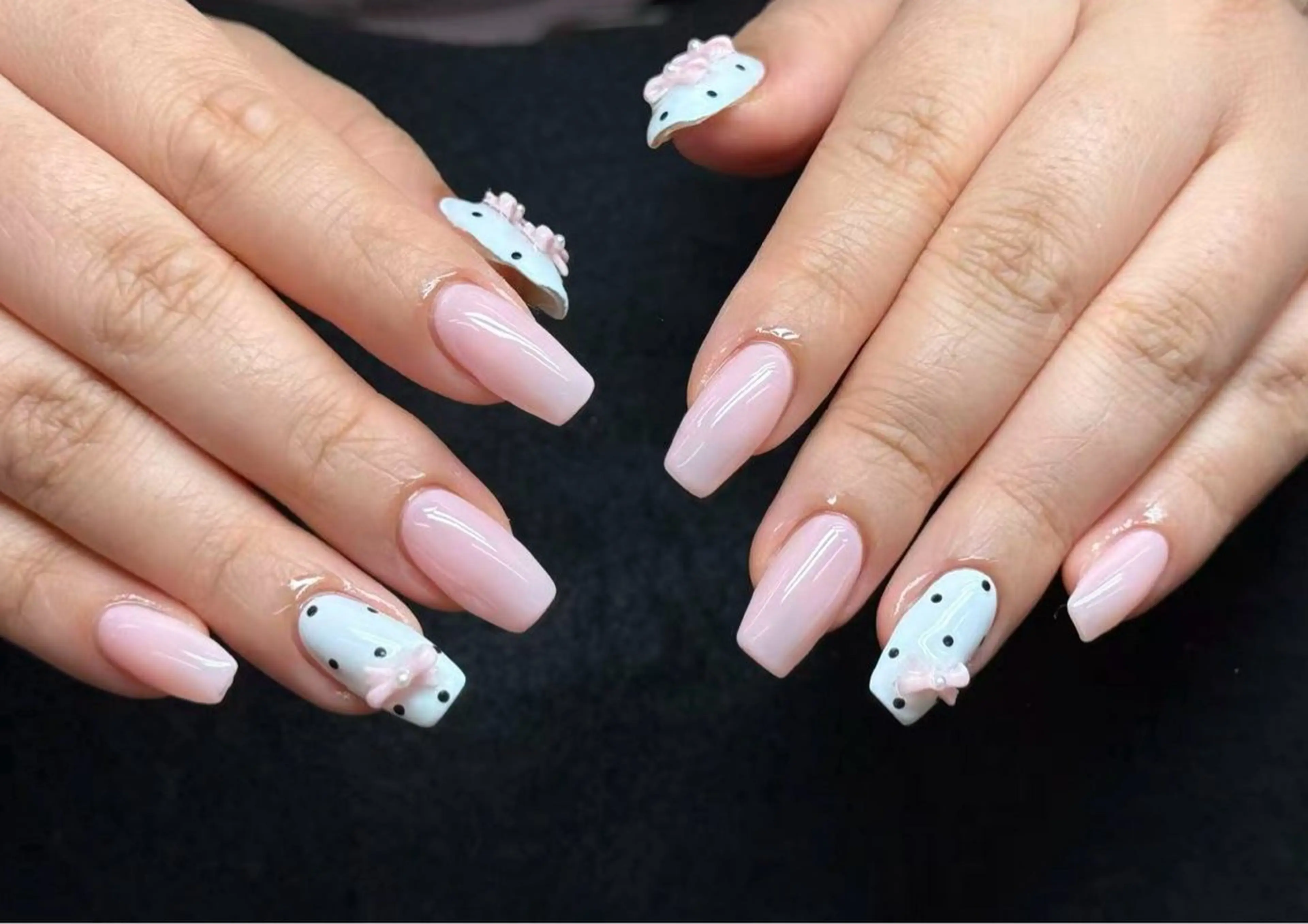 ネイル ハンドネイル ハンドケア Kaka_ パラジェル、長さだしのネイルデザイン