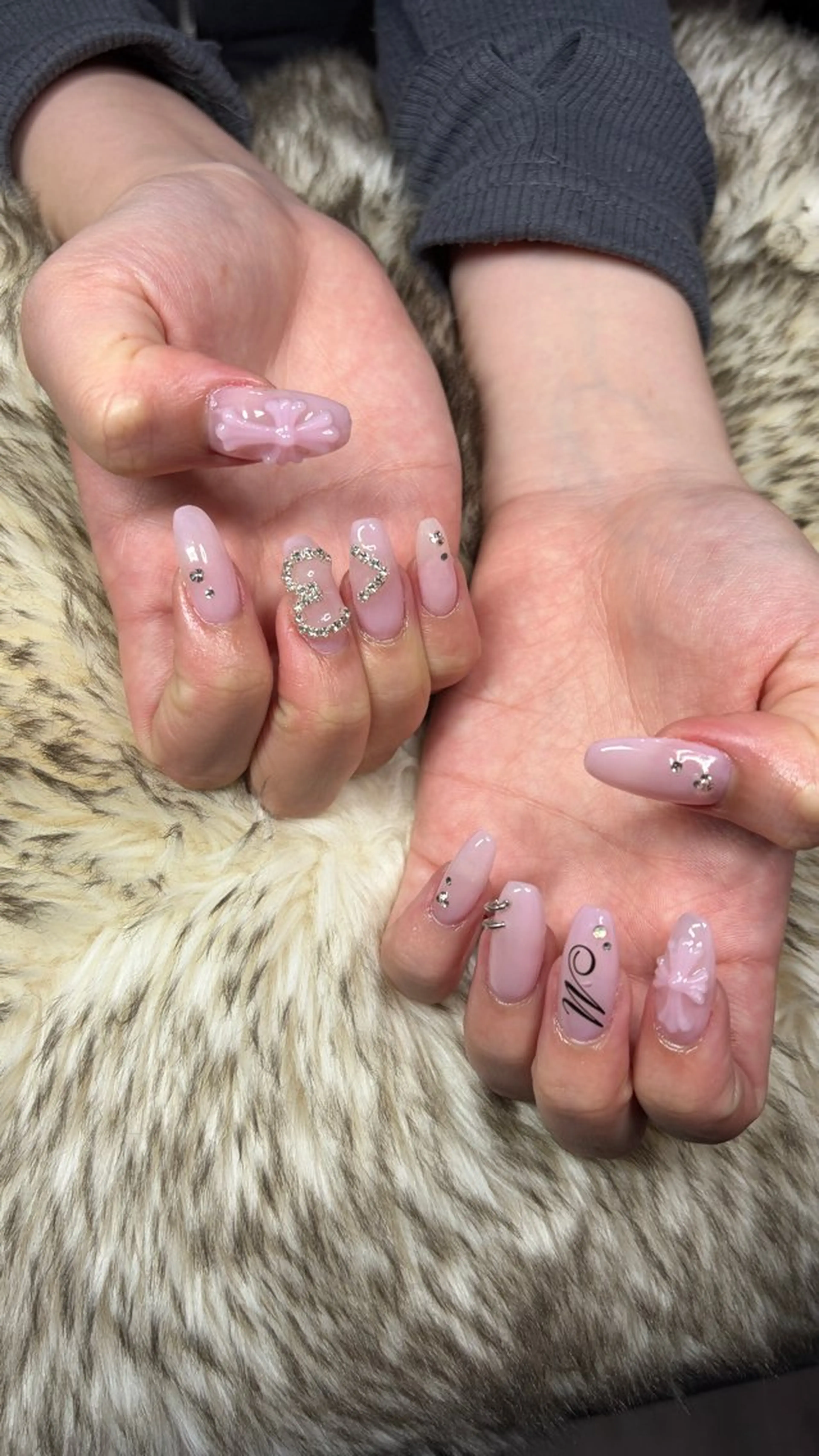 ネイル nailroom HARU.のネイルデザイン