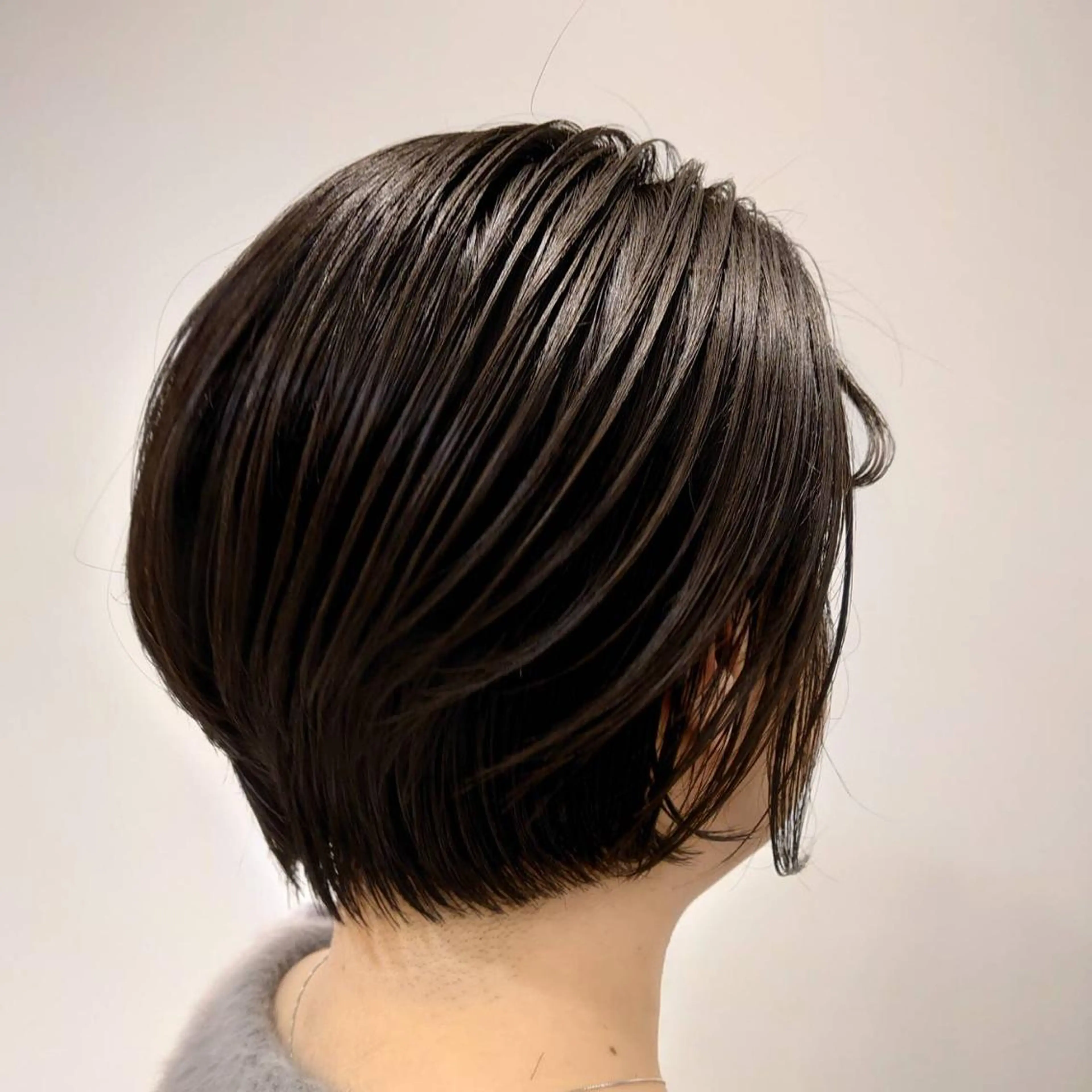 ショート くびれショート・ボブ カットorパーマ特化のヘアスタイル