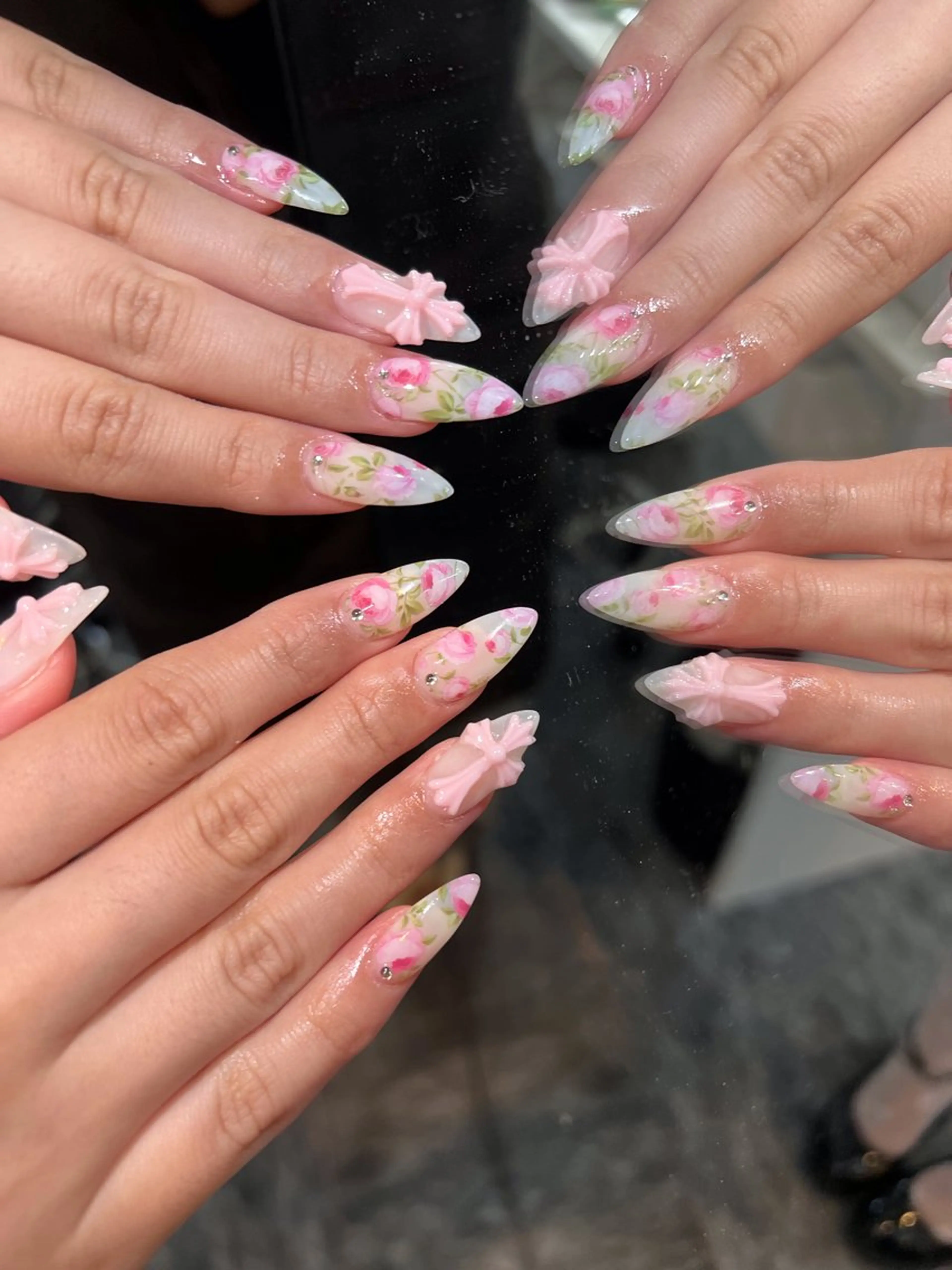 ネイル オーロラネイル ボルドー ブラウン 氷ネイル・うるうるネイル キラキラネイル ハンドネイル Sora  Nail 長さ出し専門店のネイルデザイン