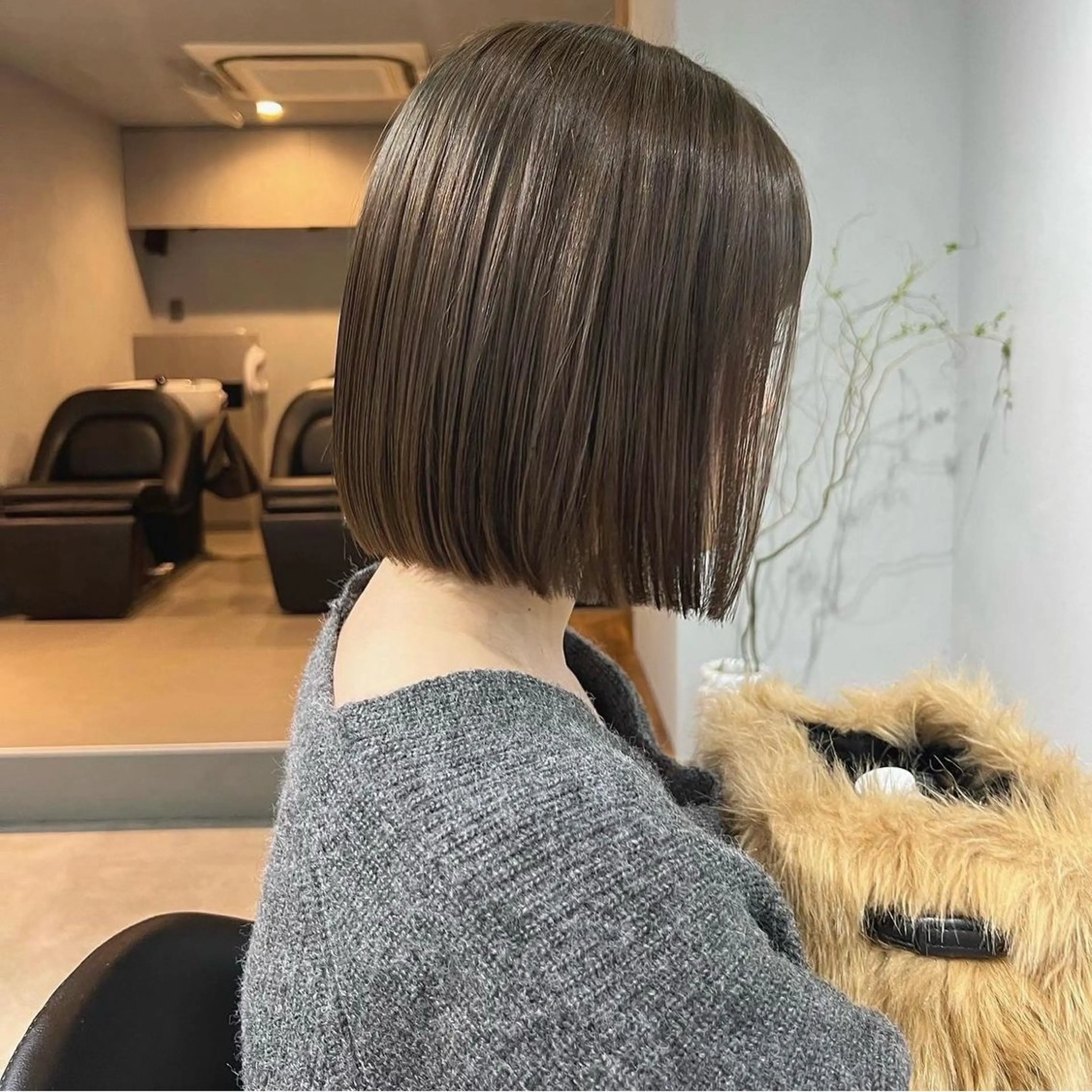 ショート カラー akane/ボブ /オリーブベージュのヘアスタイル