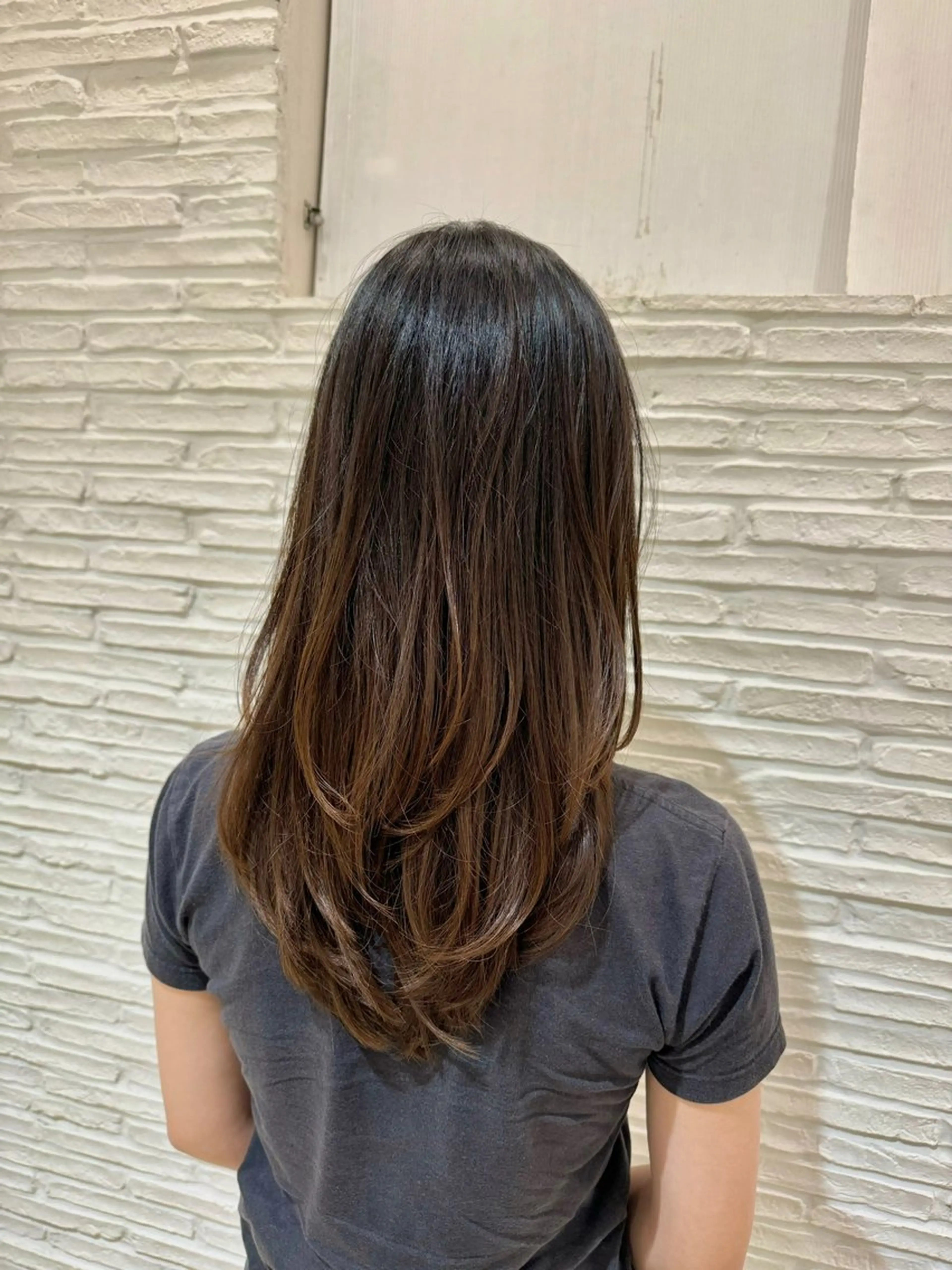 ロング ロングレイヤー レイヤーカット ロング 前平 友慈のヘアスタイル