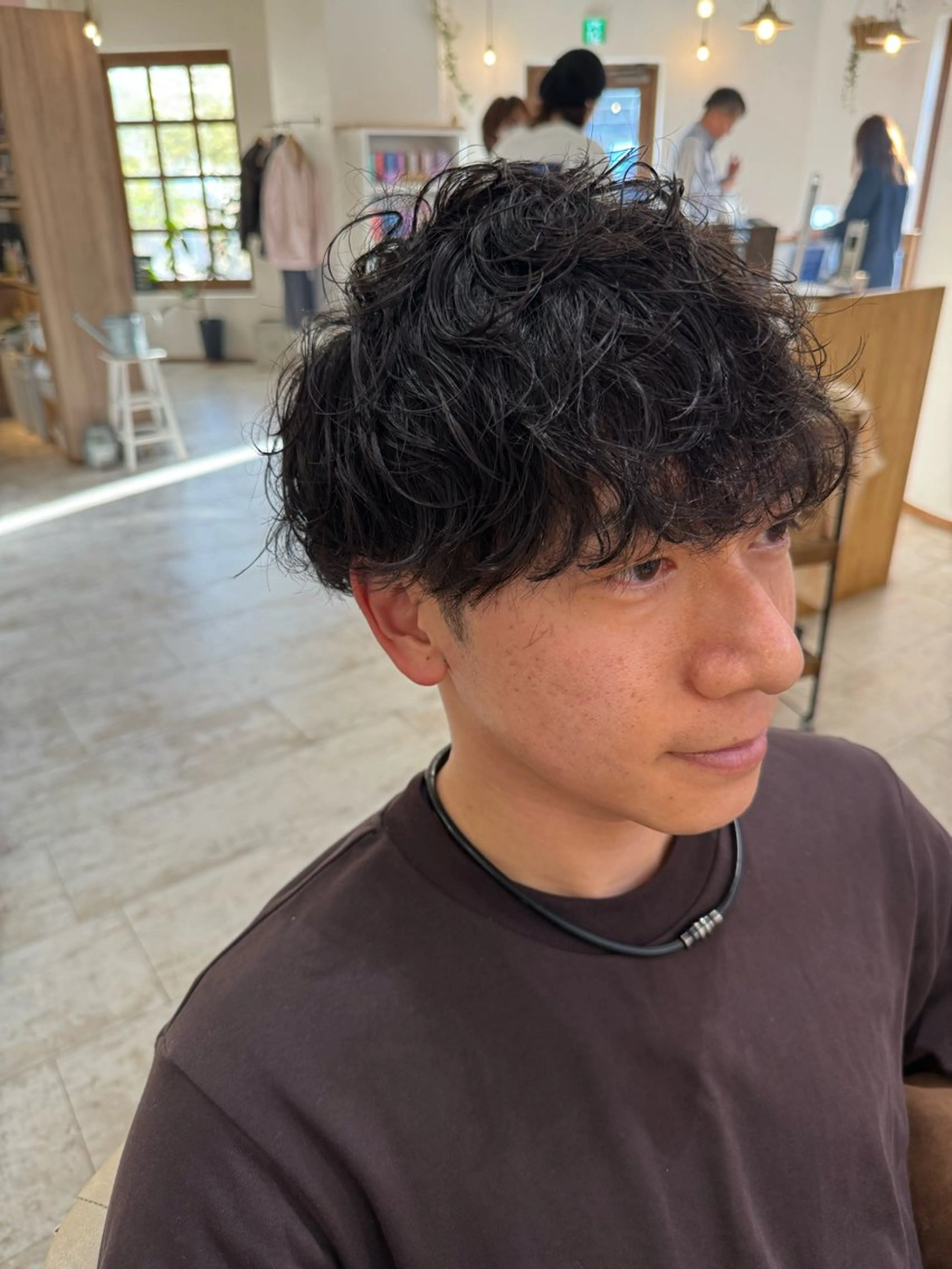 メンズカット＋デザインパーマ+トリートメント¥14200→￥12000の写真