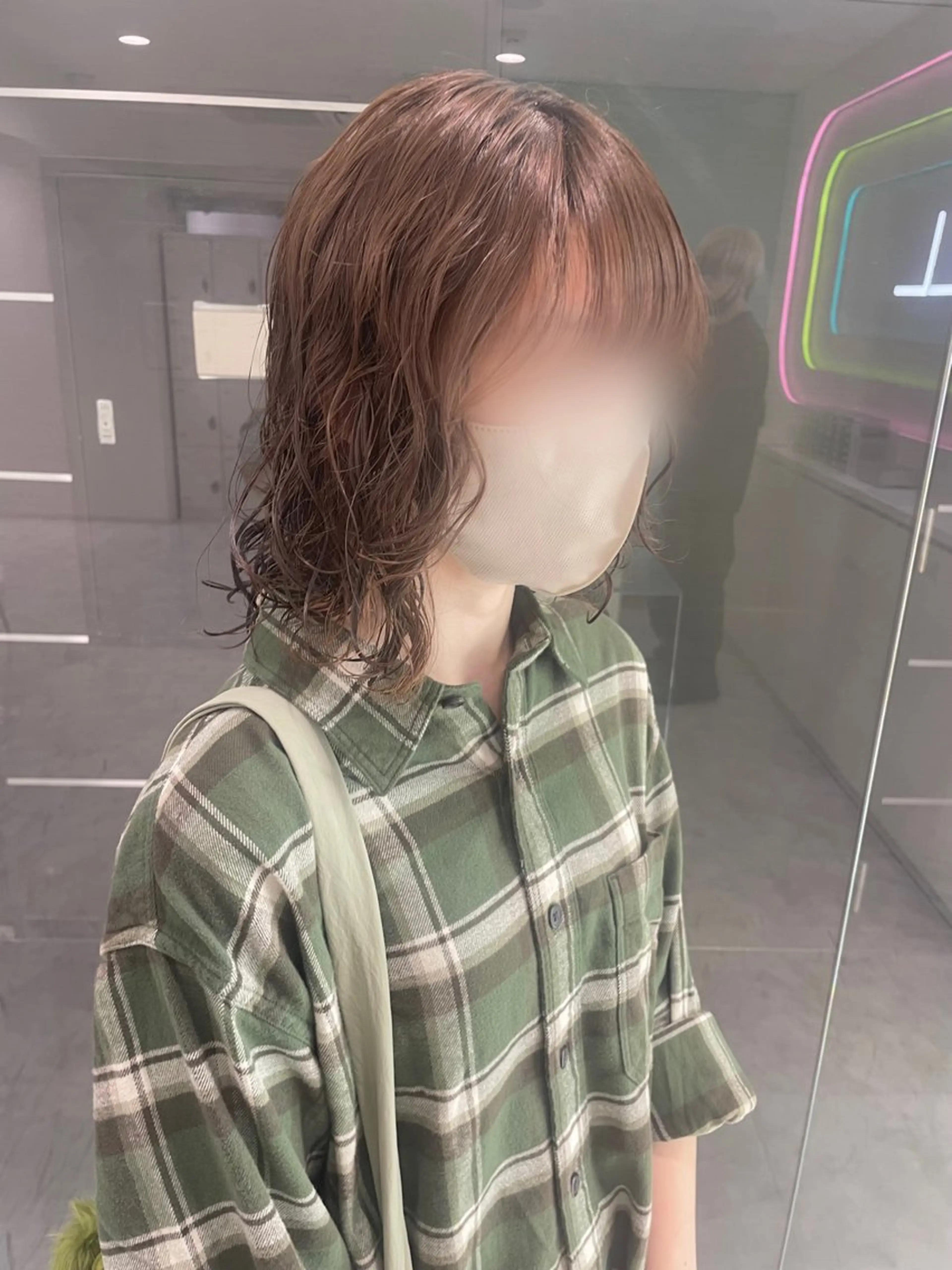 ショート カラー パーマ ヘアアレンジ メンズ 透明感カラー・レイヤ ー🎀amika🎀のヘアスタイル