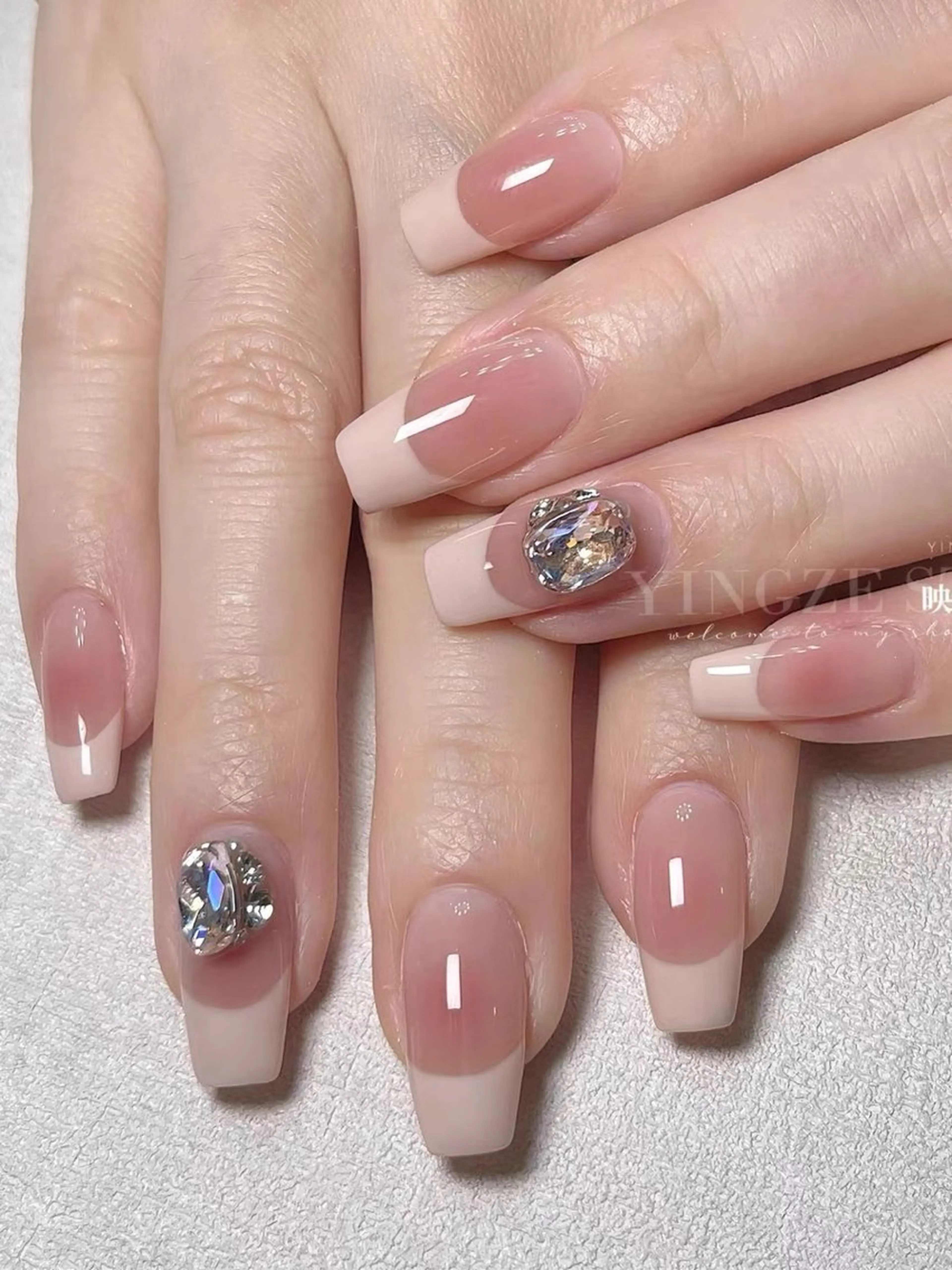 ネイル 菲菲ネイルサロン所属・FF フィフィネイルサロンのネイルデザイン