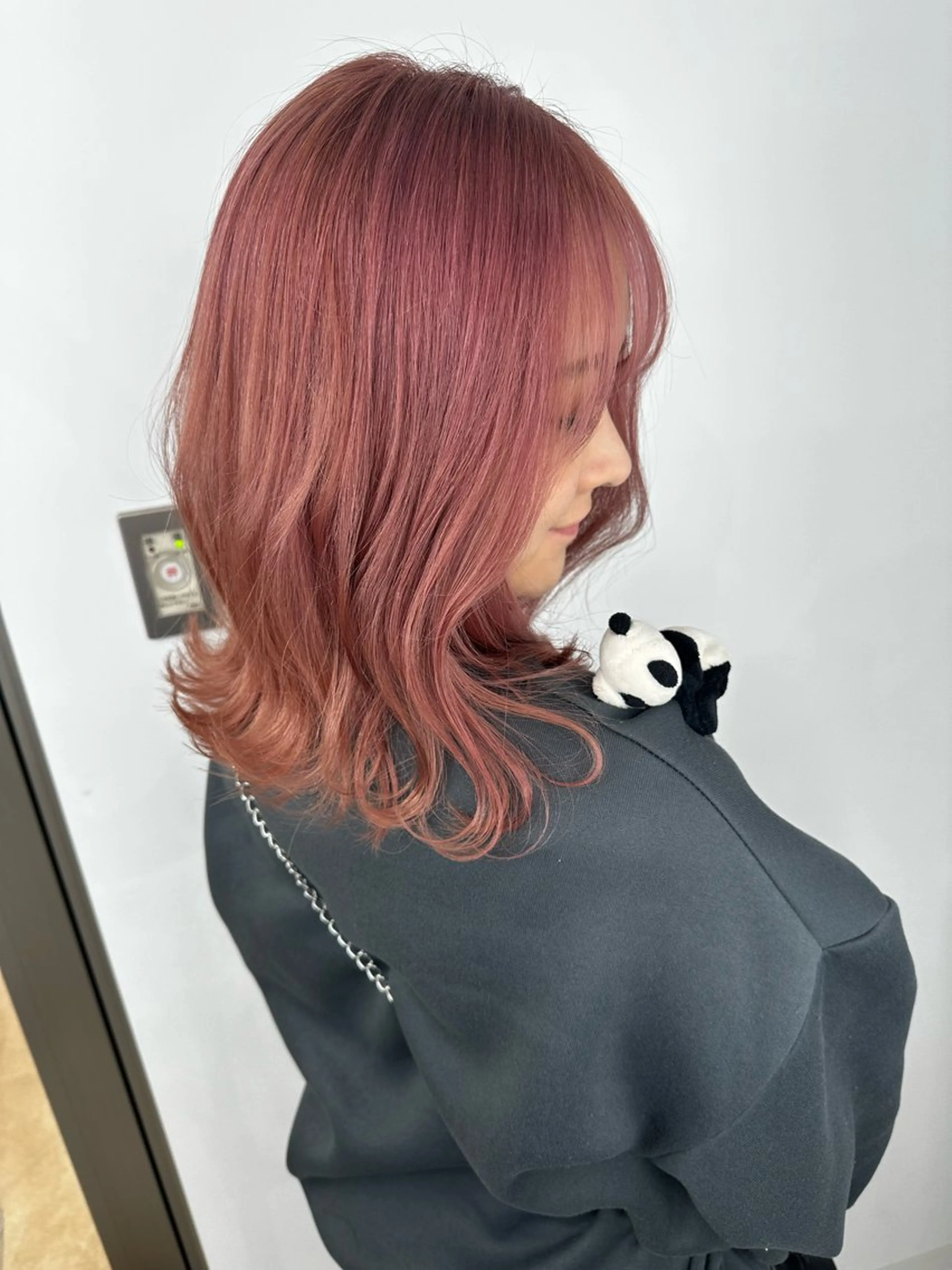 ミディアム aini上本町 吉元直明のヘアスタイル