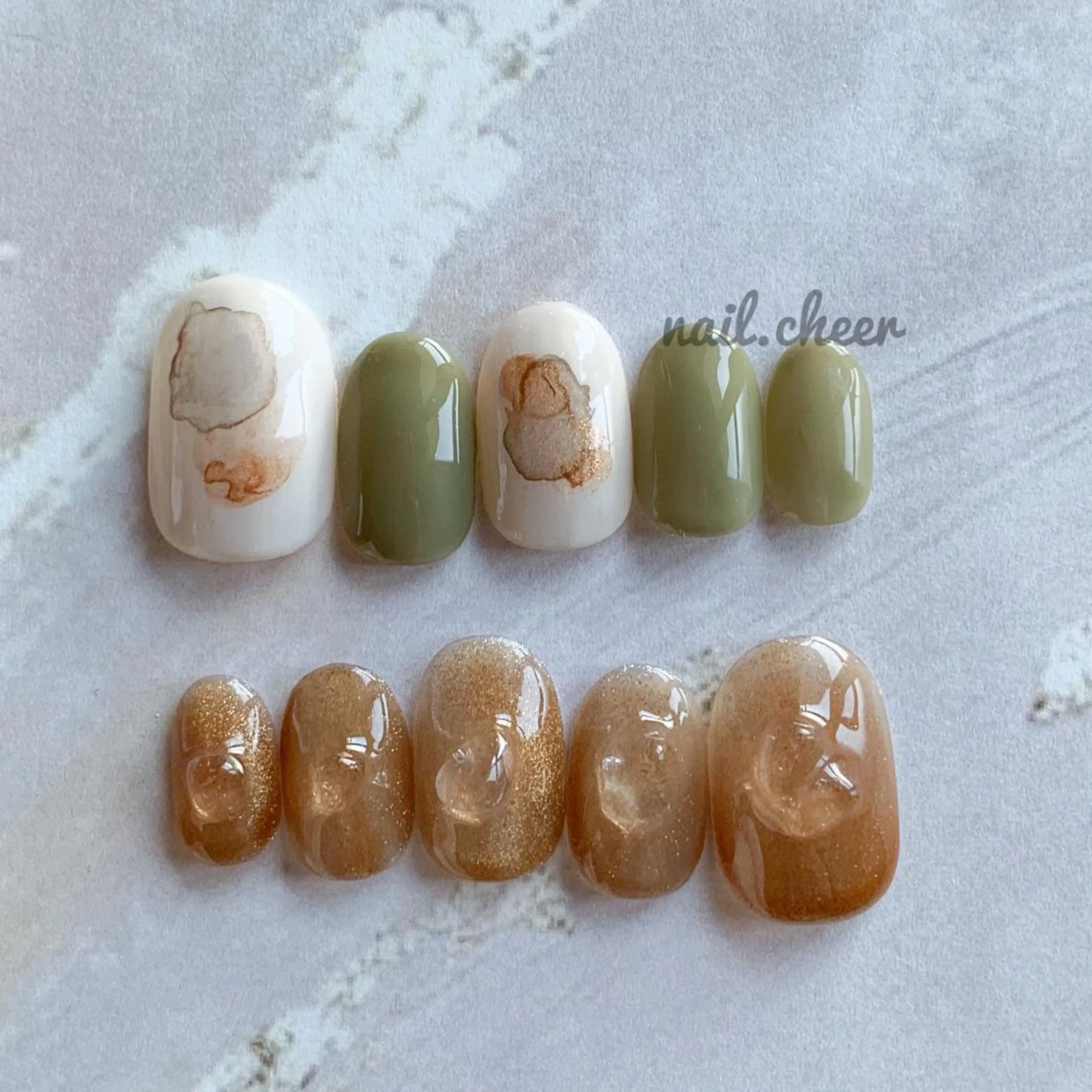 ネイル グリーン 氷ネイル・うるうるネイル ニュアンスネイル ピスタチオネイル nailist_ momijiのネイルデザイン