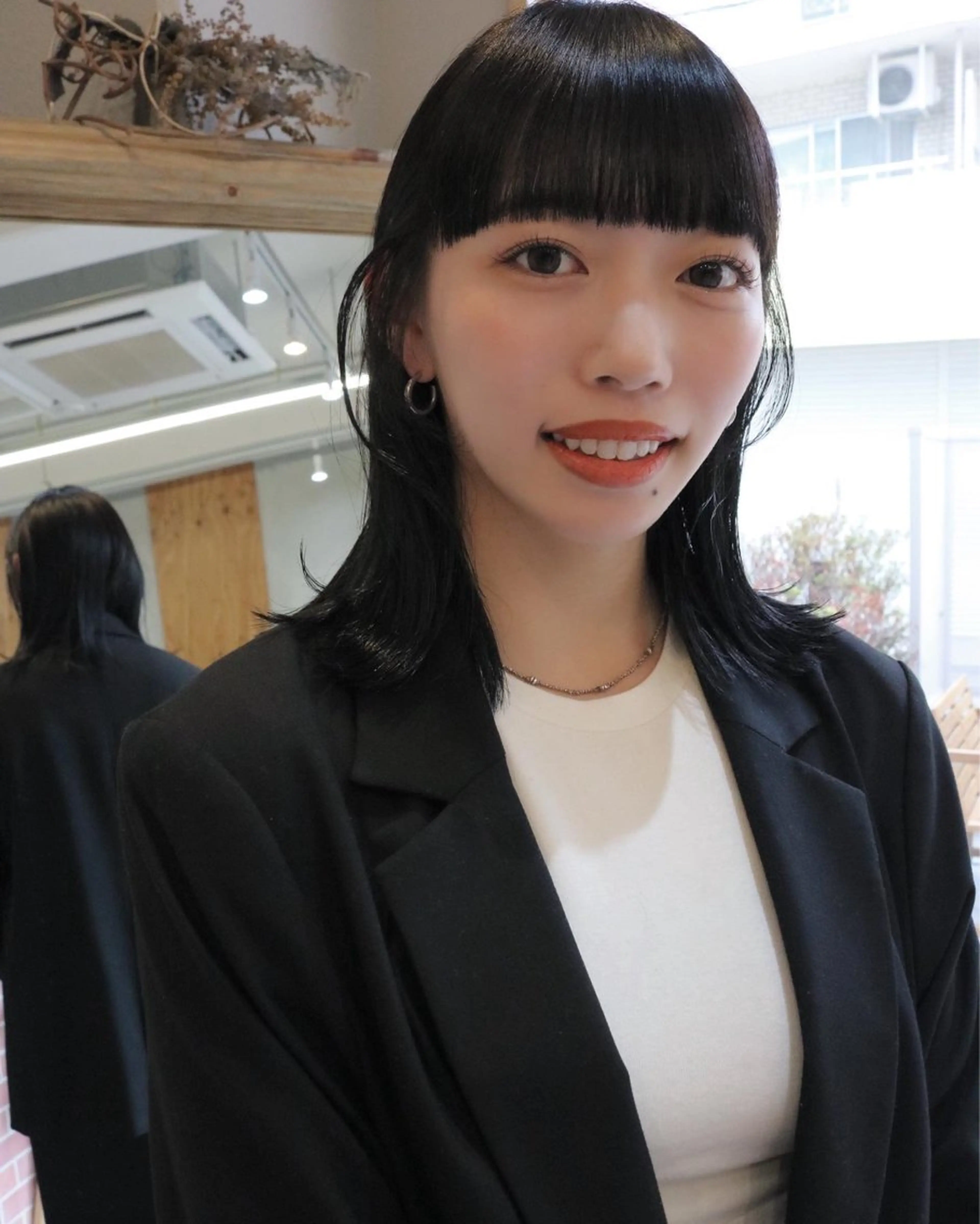 ミディアム カラー 松村 澪里のヘアスタイル