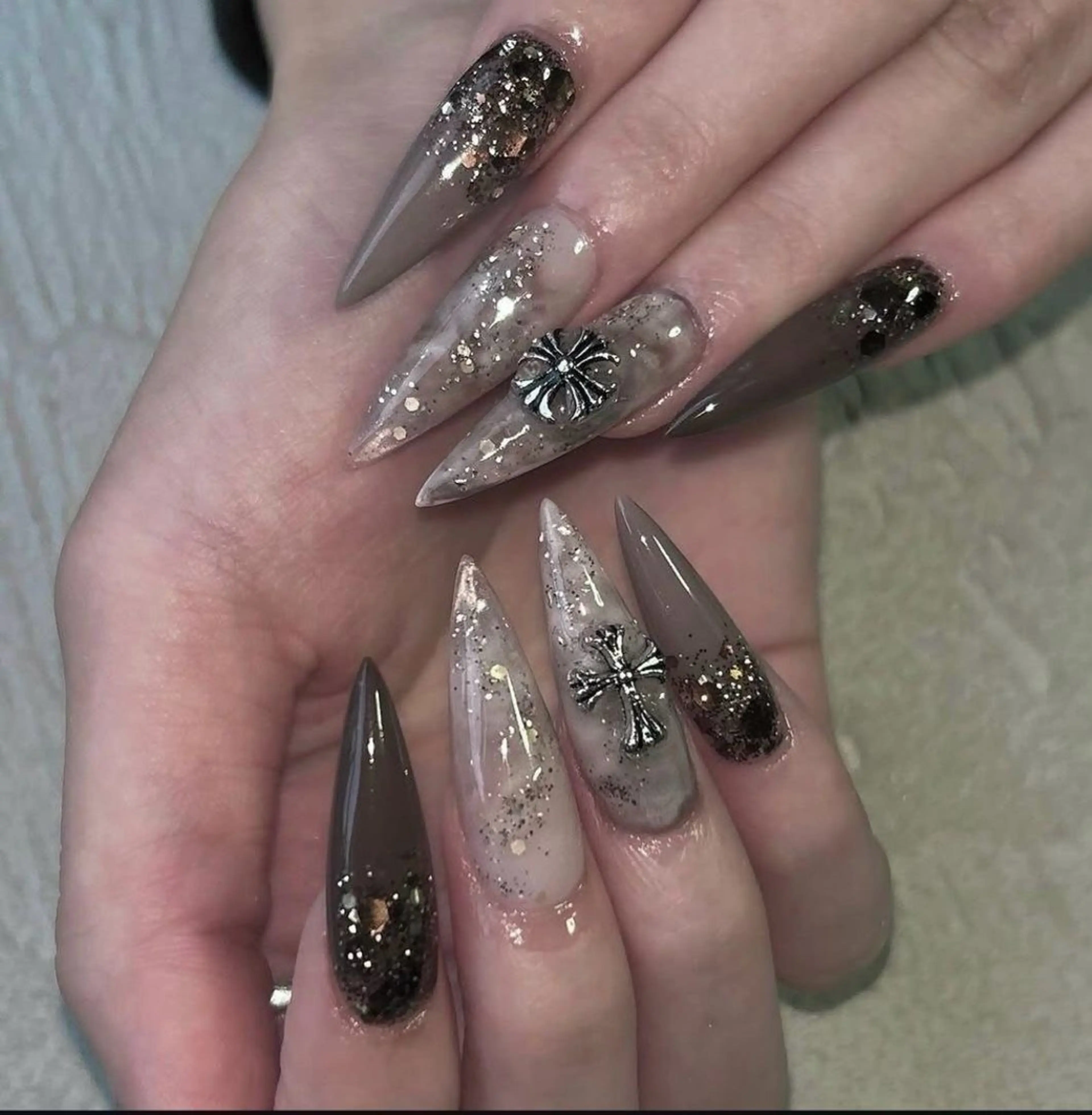 ネイル 韓国ネイル ニュアンスネイル シンプルネイル 春ネイル バレンタイン Nihonthy Nail 新宿所属・Nihonthy Nail 新宿のネイルデザイン