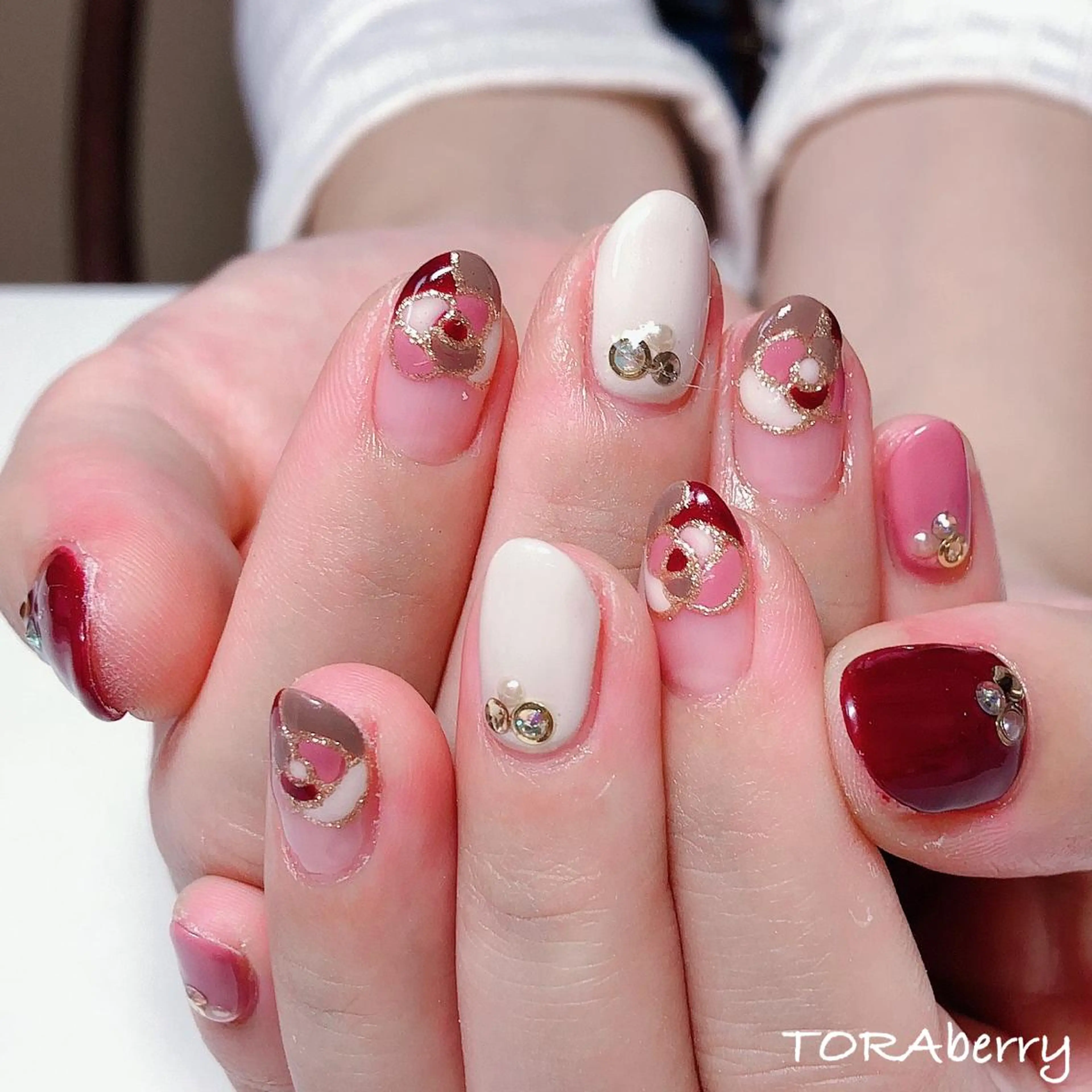 ネイル ハンドネイル ネイリスト なつみのネイルデザイン