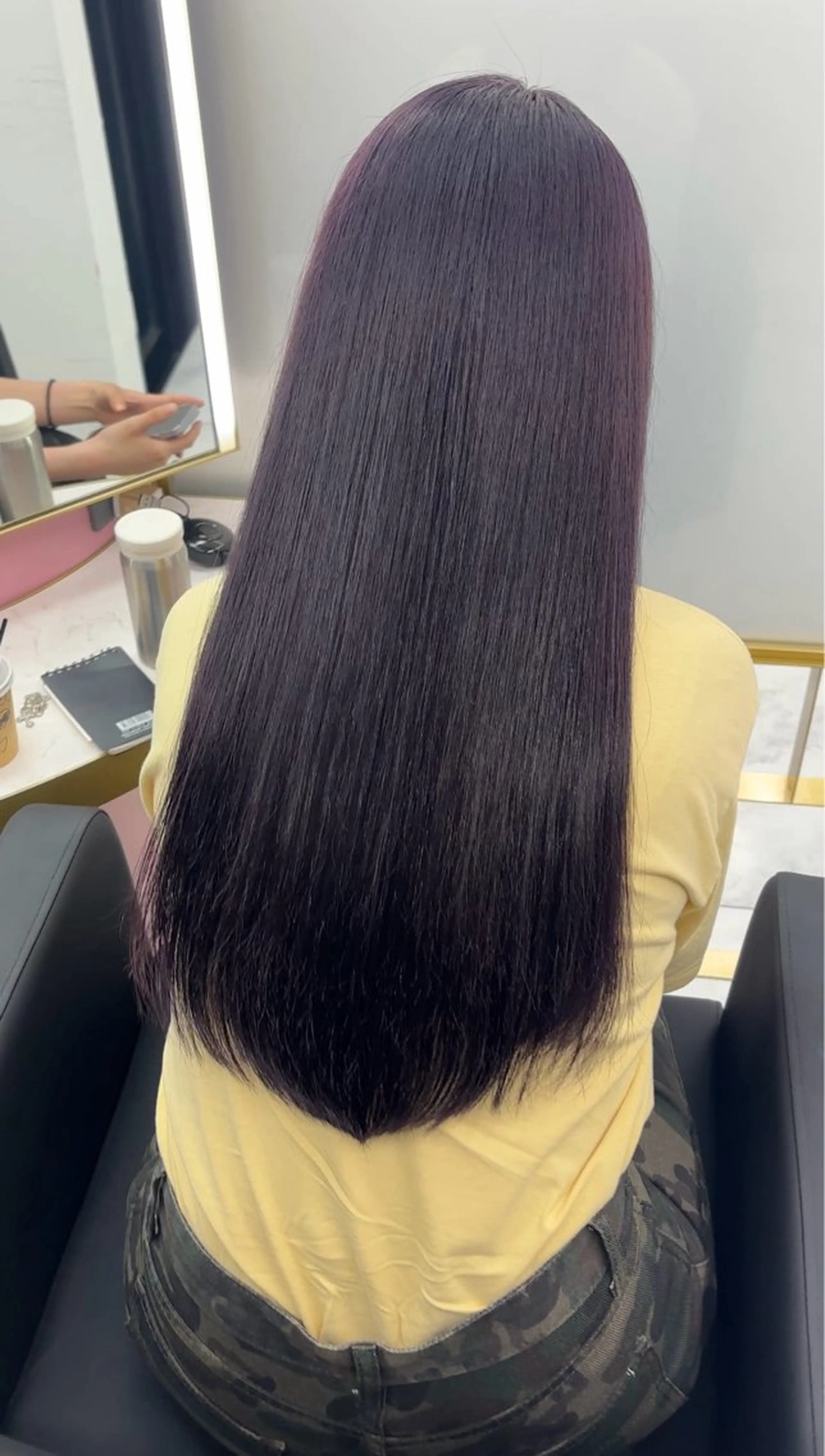 ロング ラベンダーカラー /巻き/WAKANAのヘアスタイル