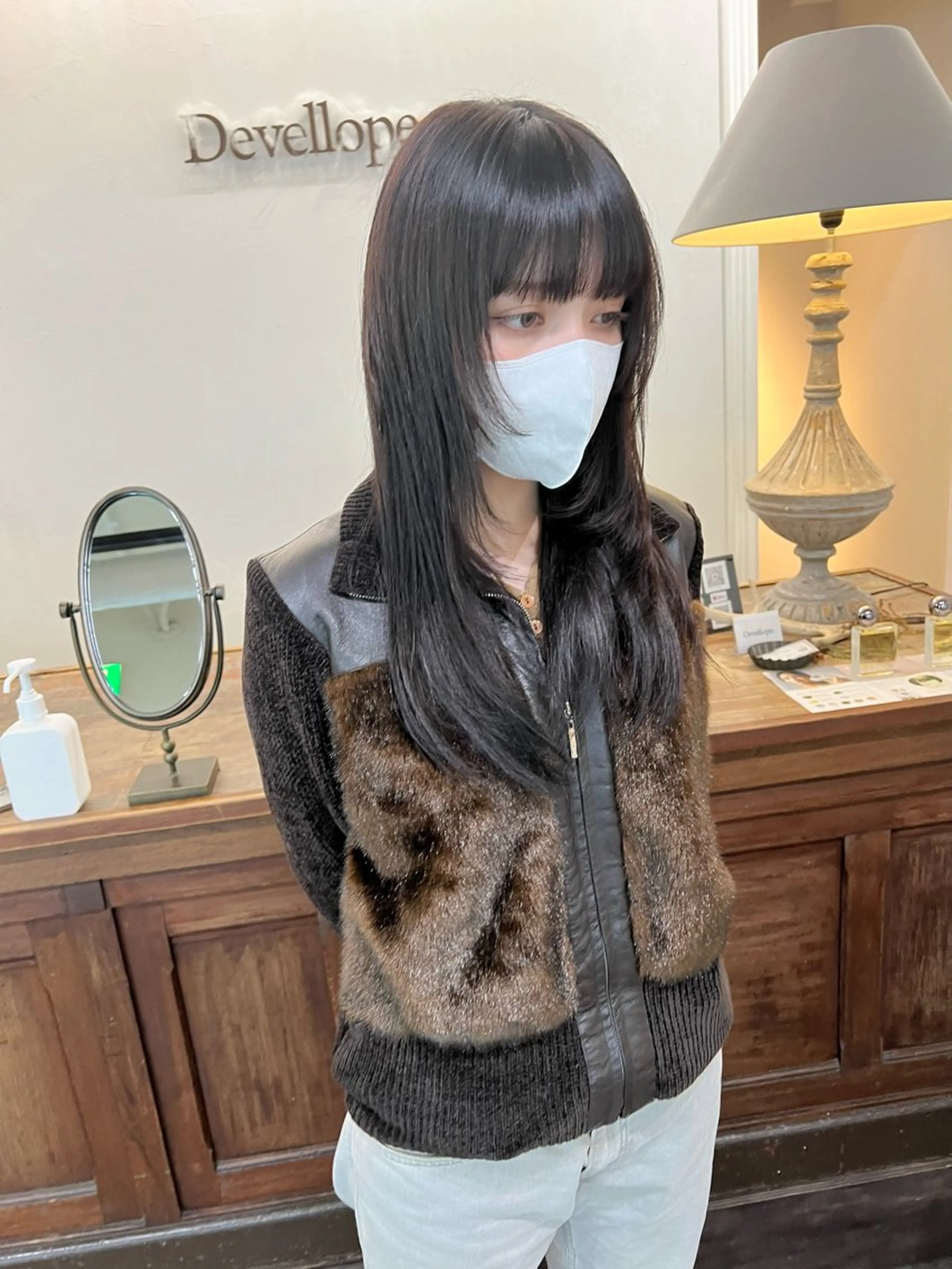 ロング ロングレイヤー 顔まわりレイヤー 顔周りカット レイヤーカット ロング カット 千葉 郁也のヘアスタイル