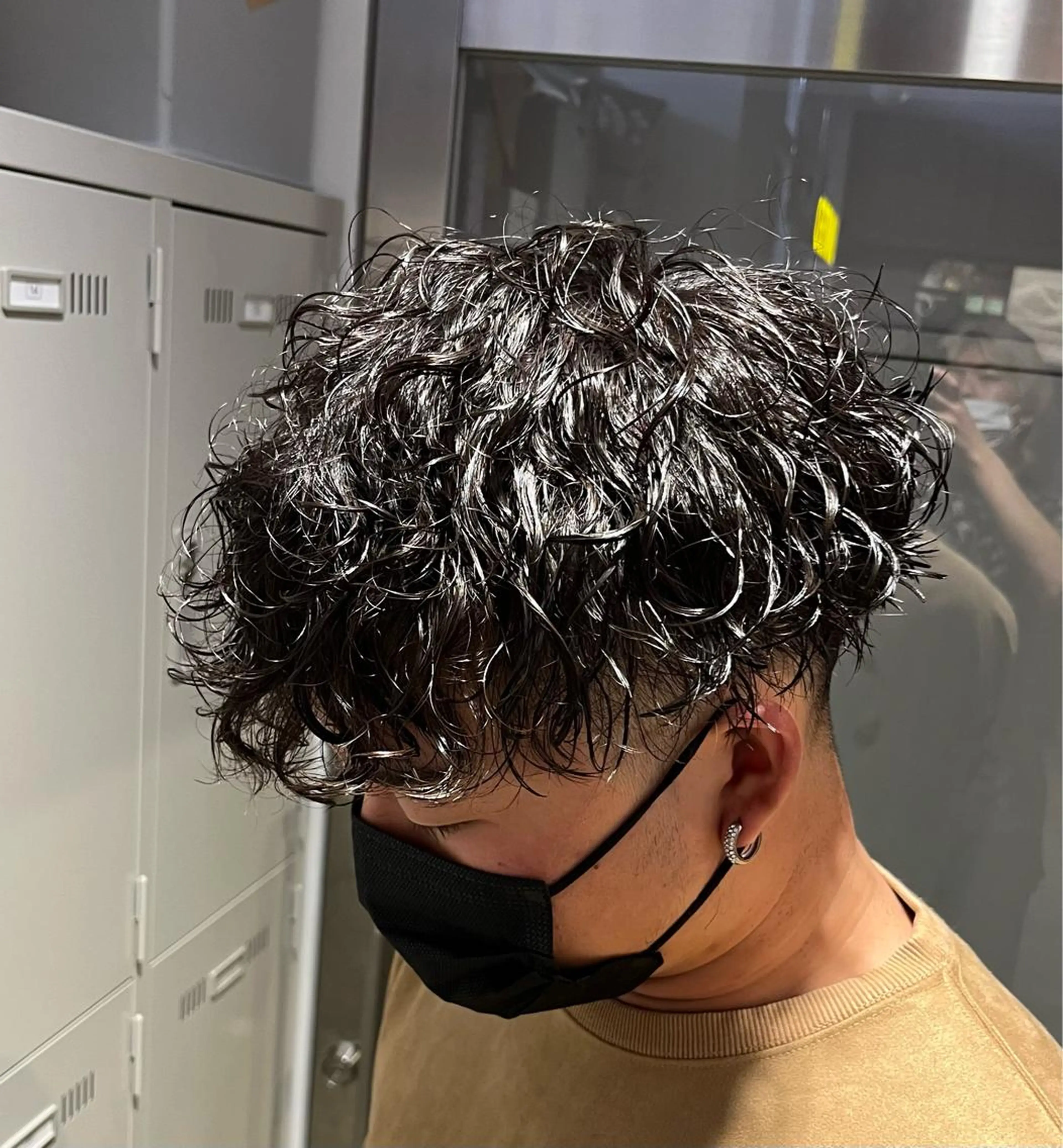 ミディアム パーマ メンズ 横浜駅メンズパーマ師 🌀岩﨑弘成🌀のヘアスタイル