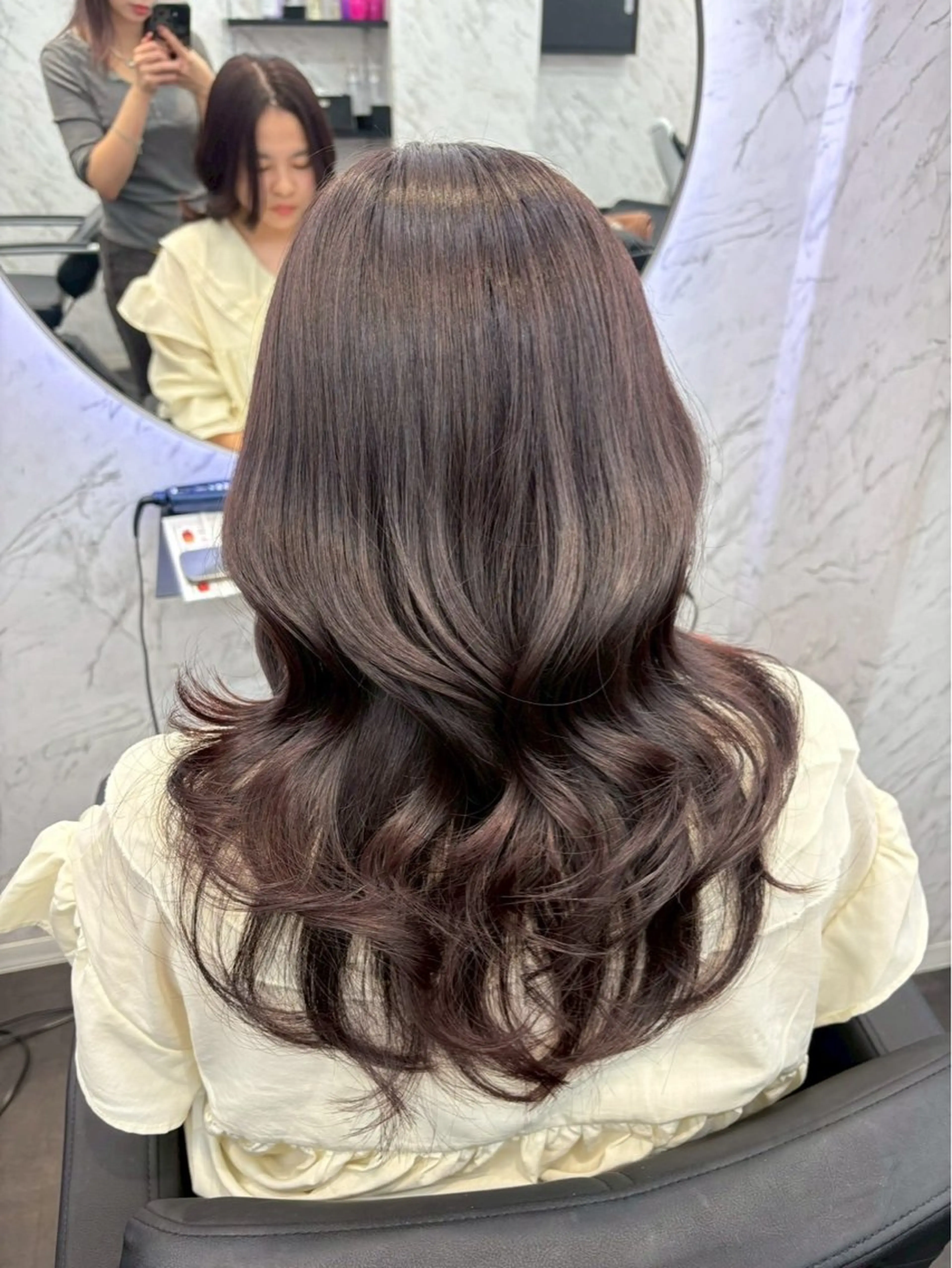 カラー ⋆✦ Leon カット¥1100のヘアスタイル