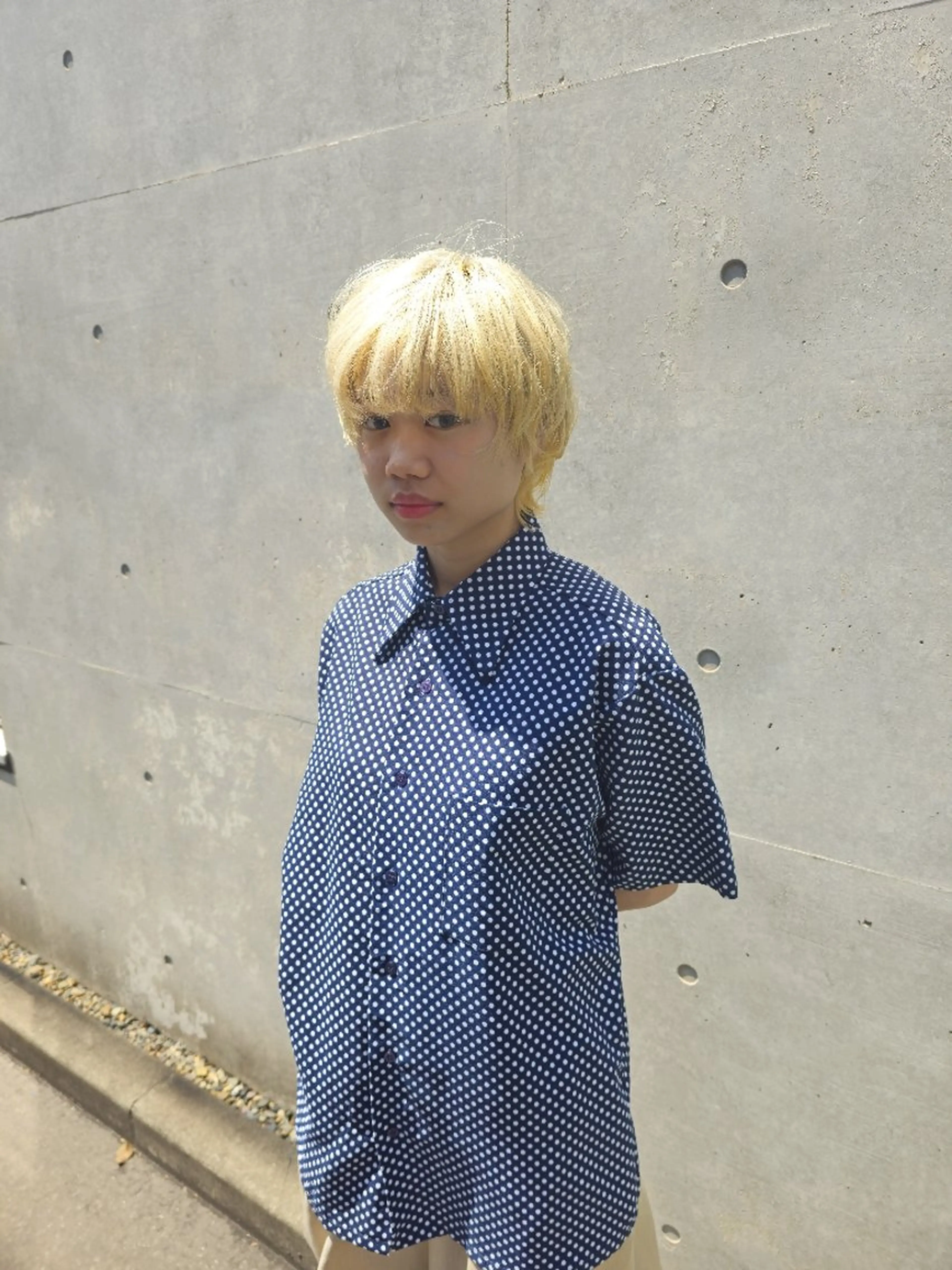 ショート カラー OMA　 カタギシのヘアスタイル