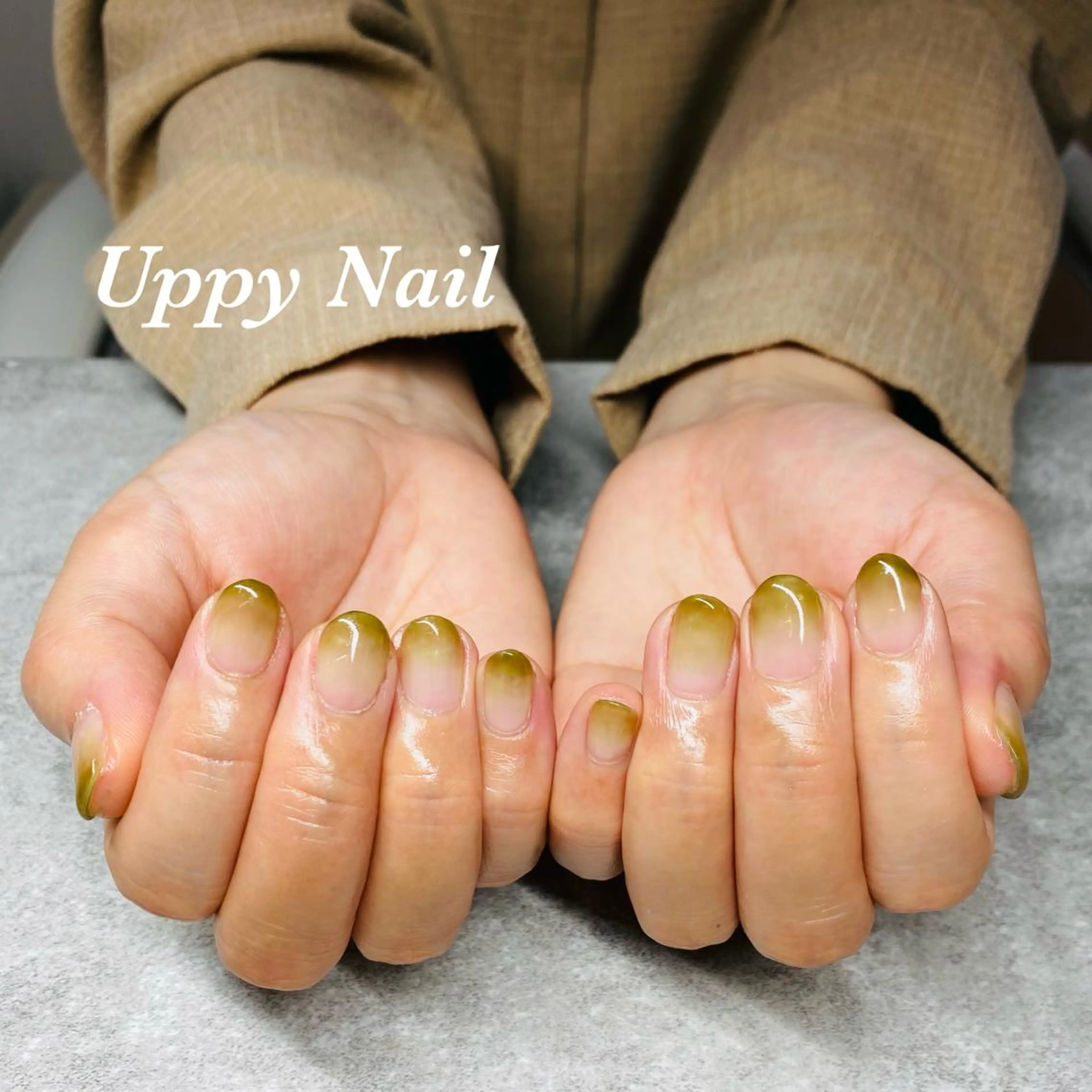 ネイル グラデーション ハンドネイル Uppy Nail ukyoのネイルデザイン