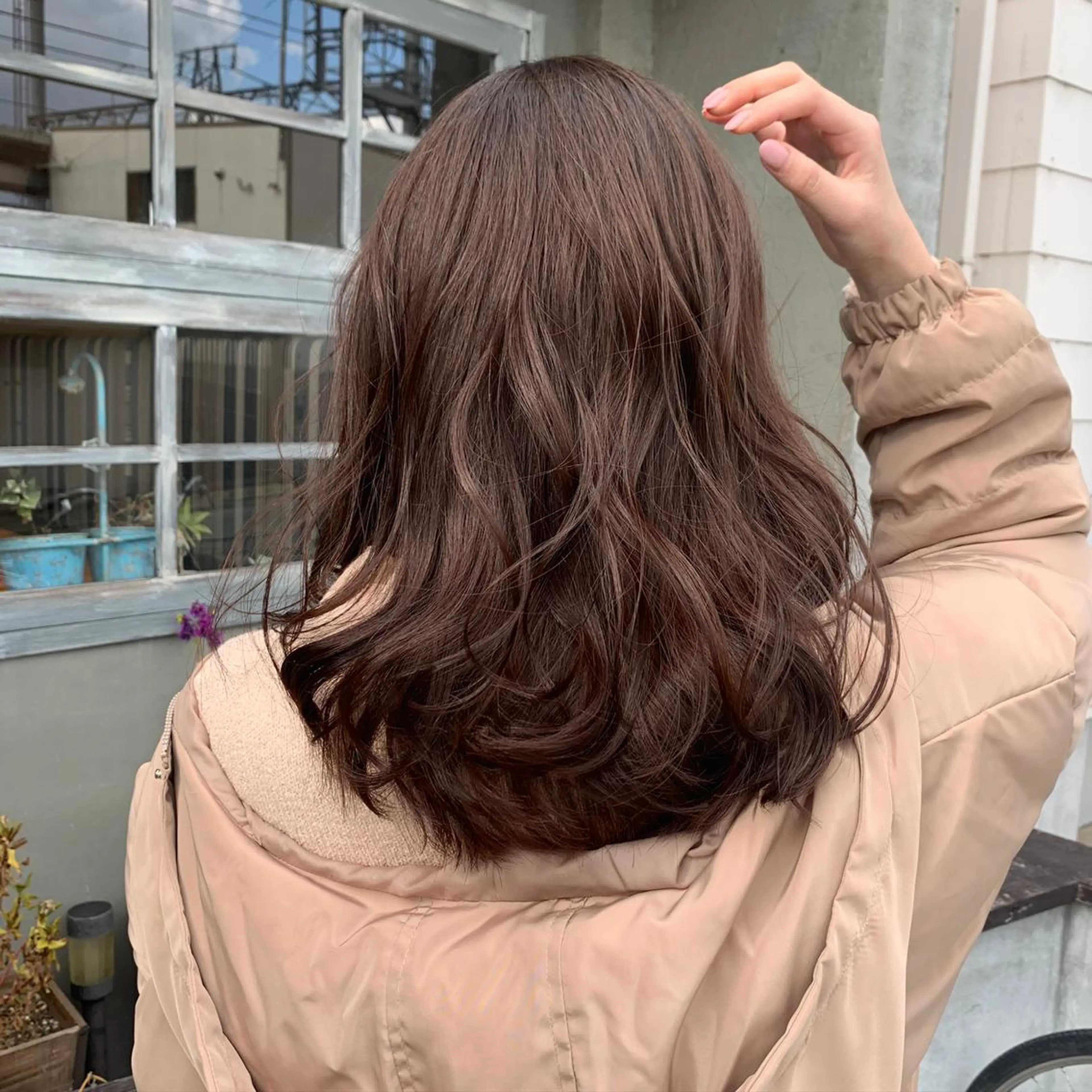 セミロング カラー 【aini天王寺】 𝐚𝐢𝐫𝐢✂︎のヘアスタイル