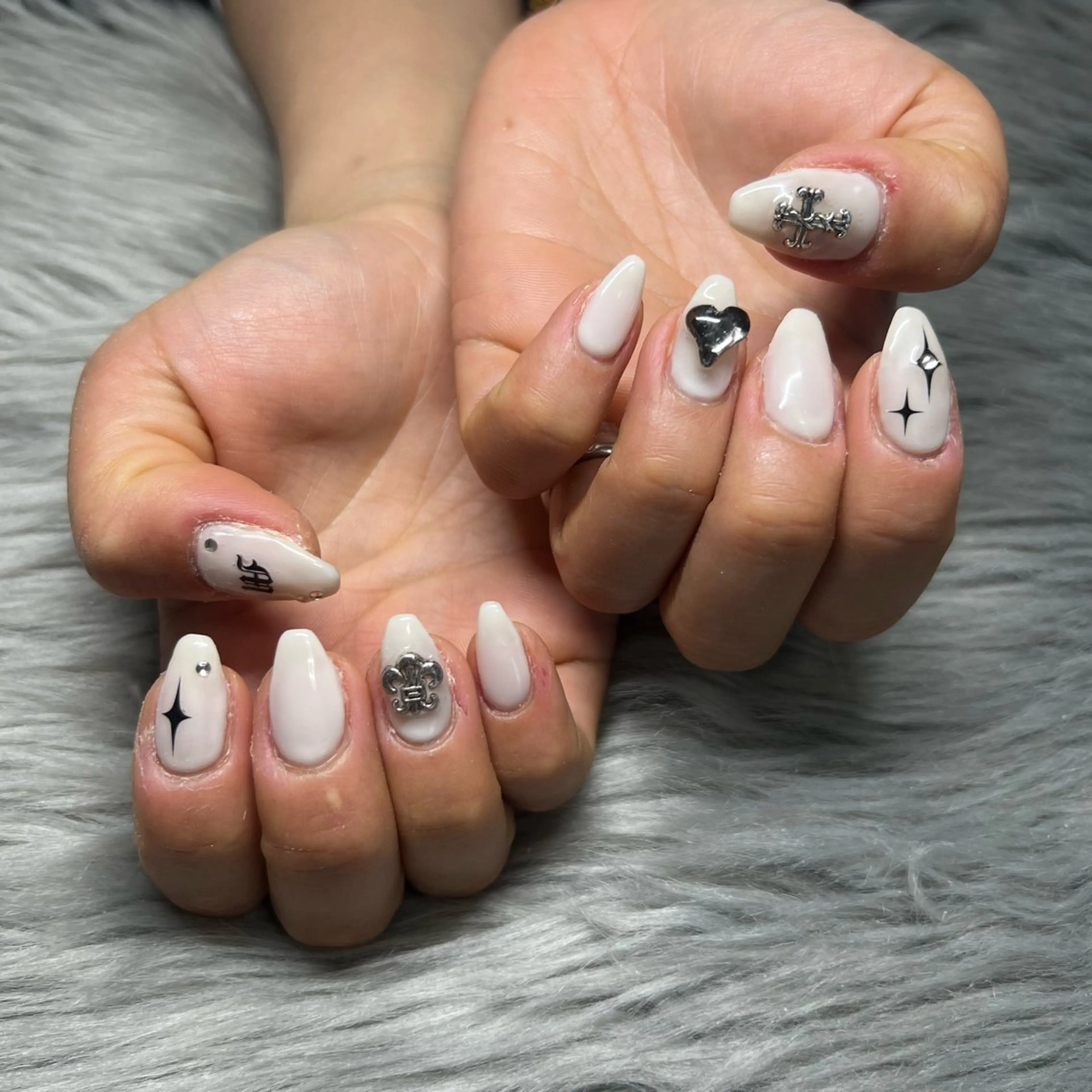 ネイル 韓国ネイル ワンホンネイル ハンドネイル ulysses nailsalonのネイルデザイン