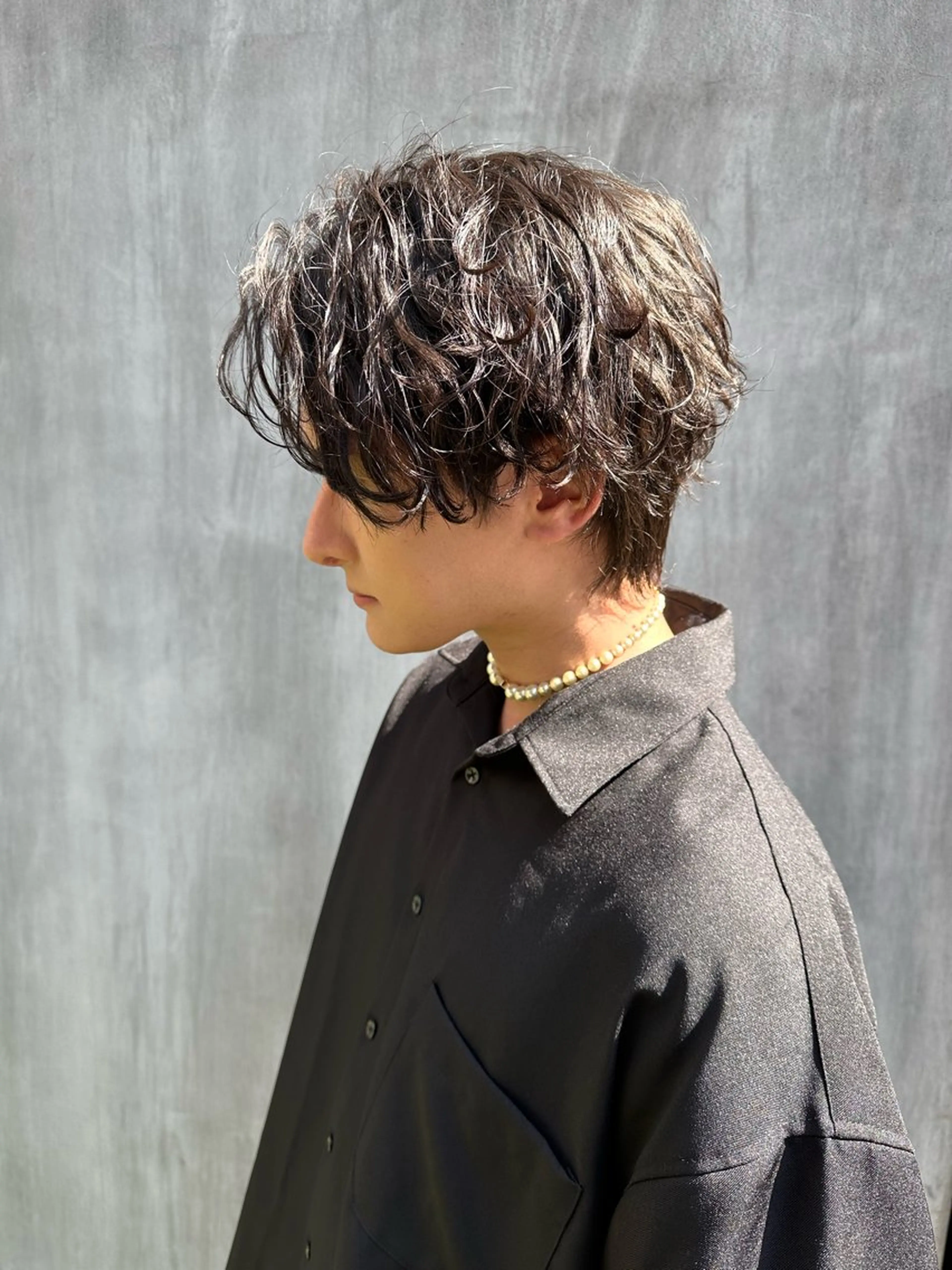 ミディアム パーマ メンズ ミディアムパーマ メンズハイトーン メンズ韓国風 メンズパーマ 波巻きパーマ カット パーマ 🐺森 雄飛/メンズ 韓国ヘアのヘアスタイル